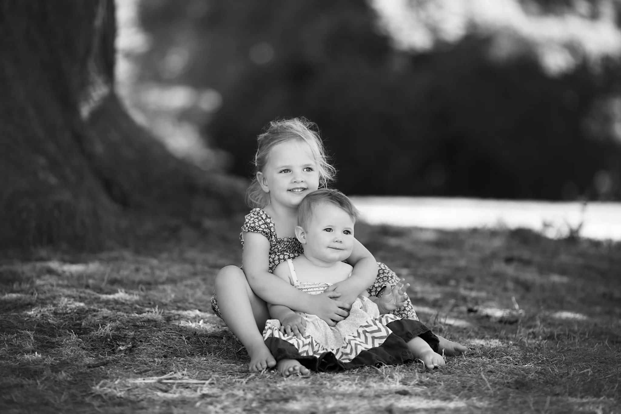 Sisters - Milton Keynes Photographer.jpg