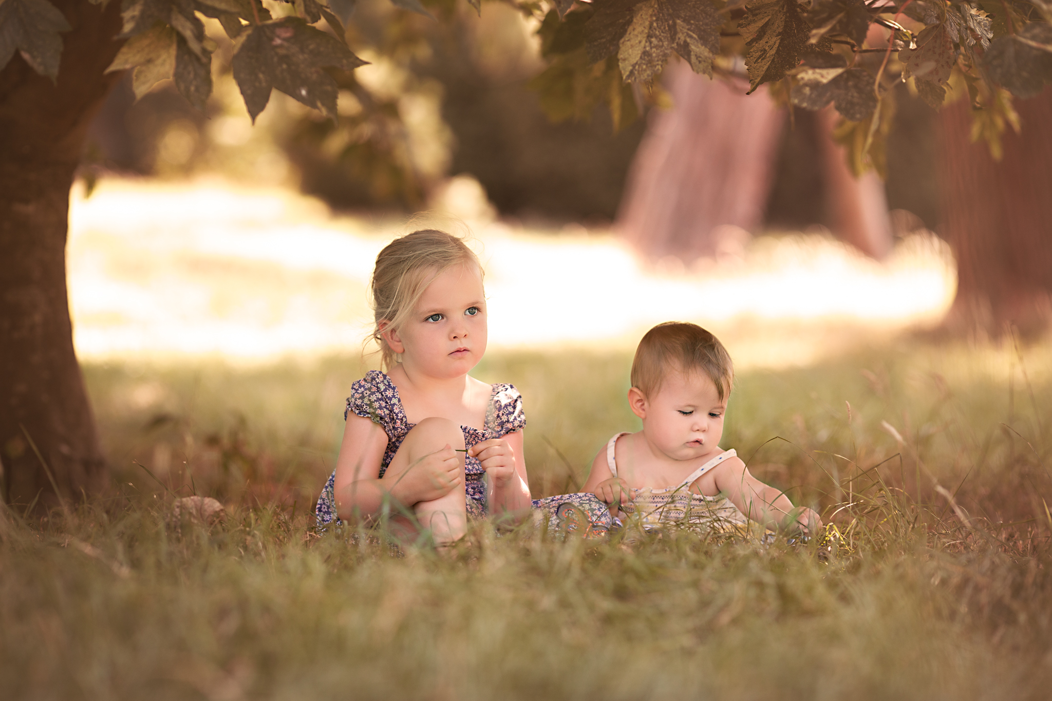 Sisters - Bedford Child Portrait Photographer.jpg