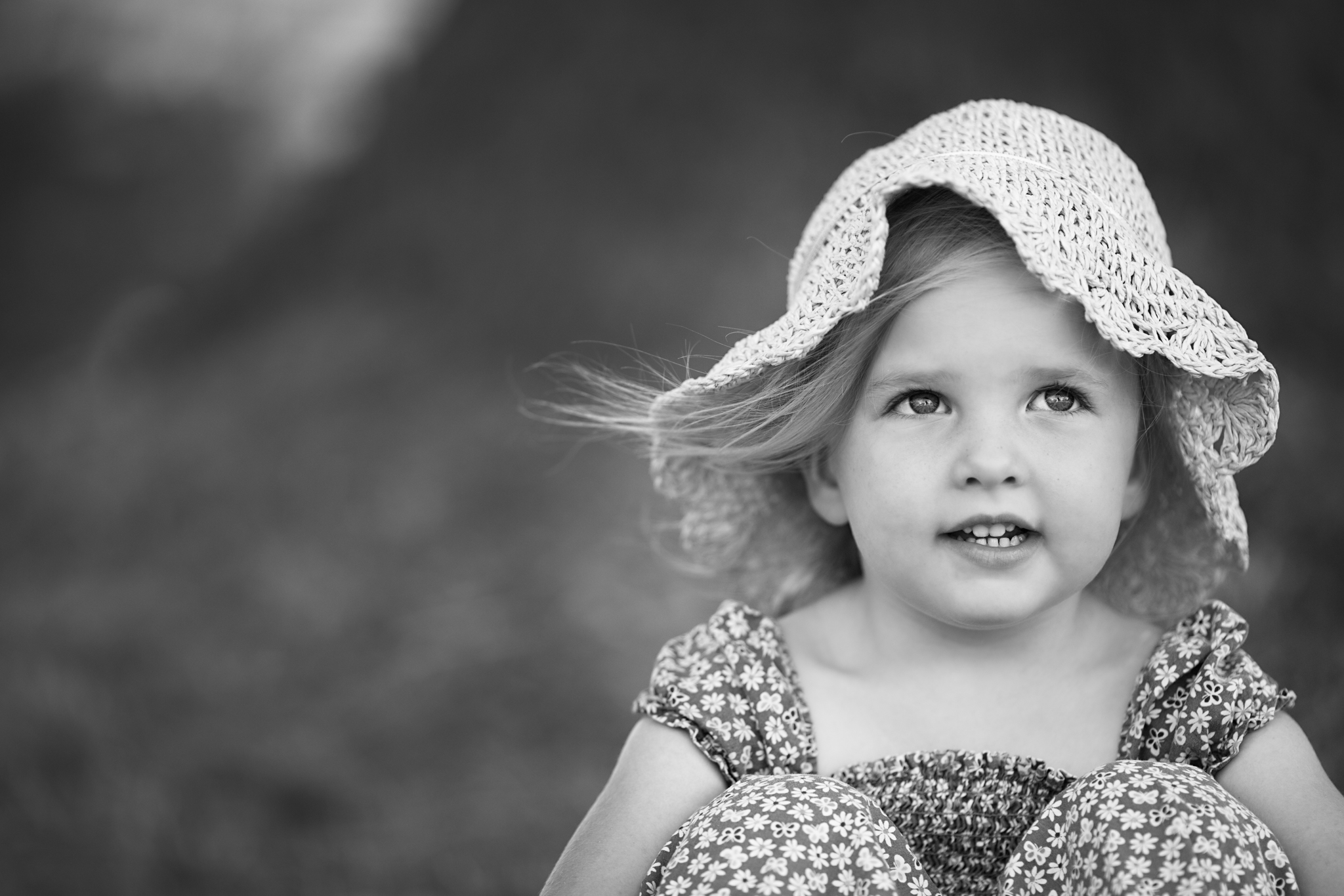 Girl in hat - Milton Keynes Child Photographer.jpg