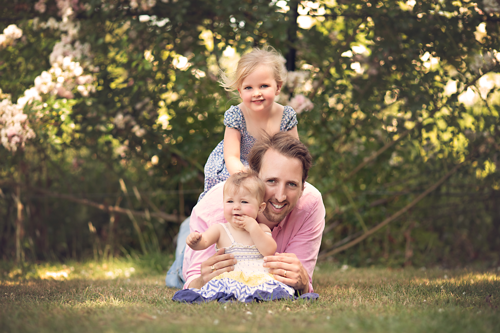 Dad and Daughters - Bedford Family Photographer.jpg