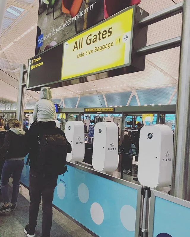 Pro tip: for easy access to your ID, throw the kid on your shoulders. Pro tip 2: apply for Global Entry so that you always get TSA pre. Makes traveling with a child much easier. #jfkairport #heyjetsetbaby #shoulderbaby #tsapre