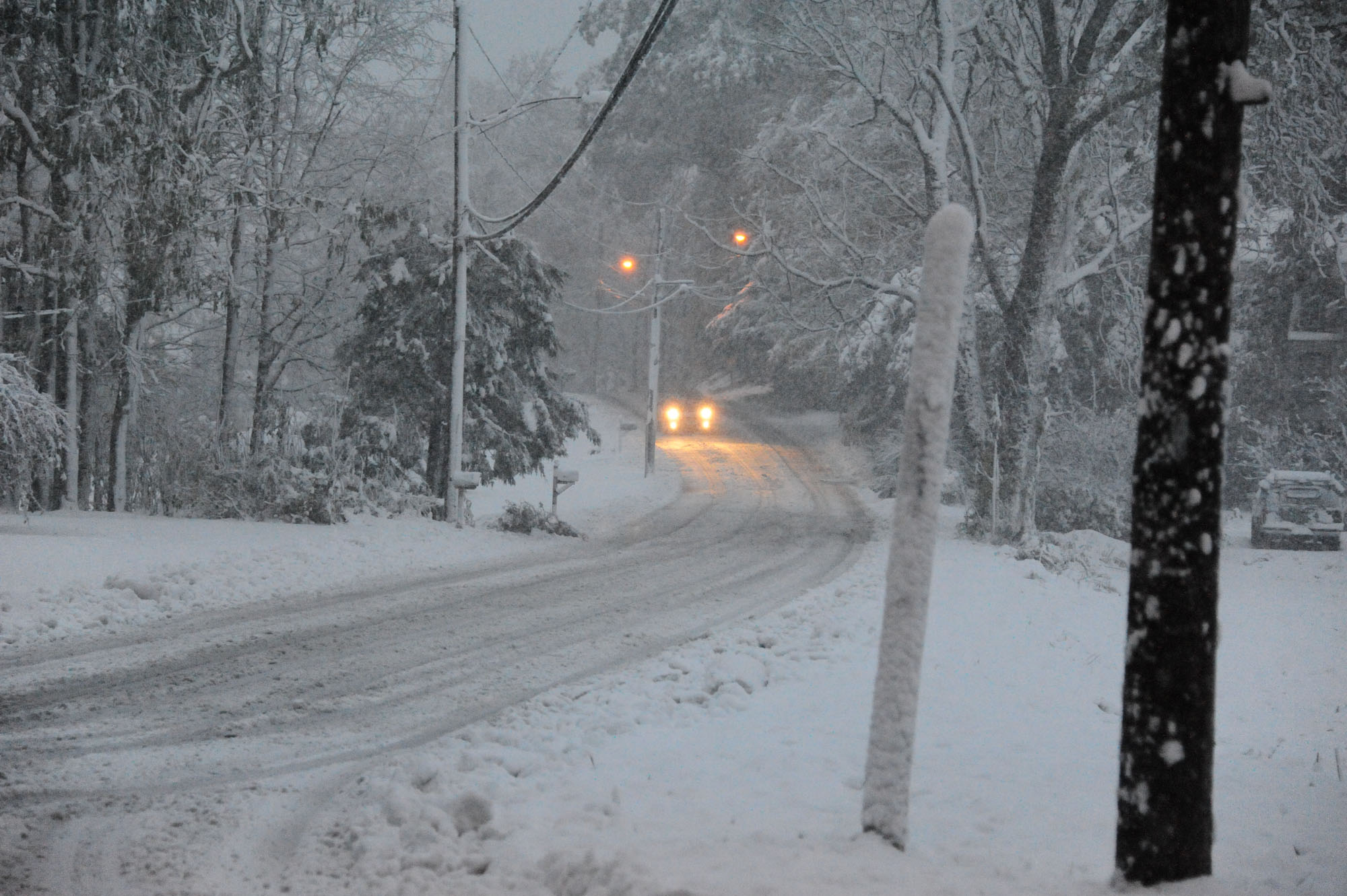 Thundersnow. Strange but True.
