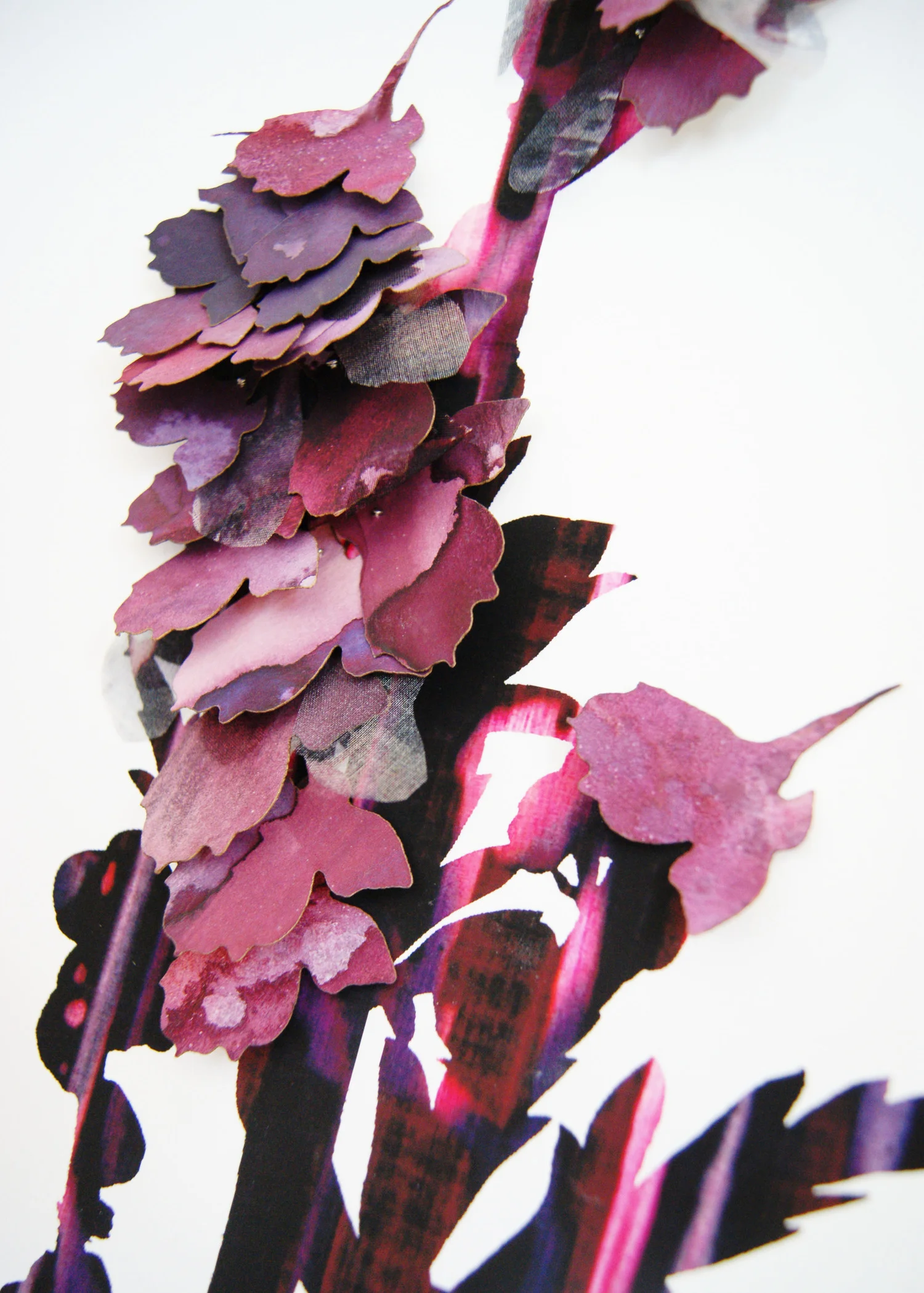 Studio 5 Vivienne Bradley Surface Design and Textiles Vivienne is a textile artist working with a whole range of applications to combine subtle colours and different surface textures with a touch of the abstract.