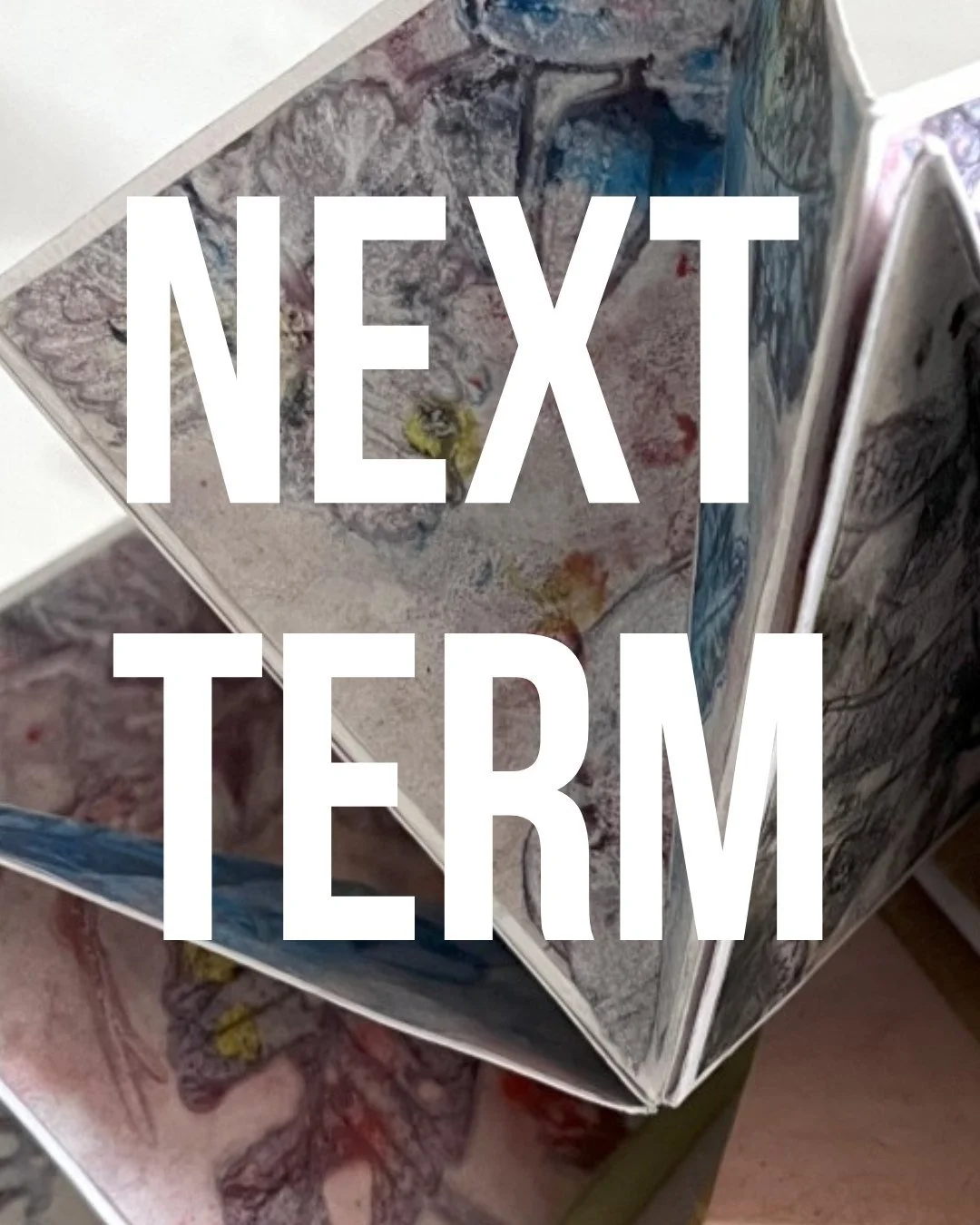 🌟 NEXT TERM AT EVERYBODY ARTS! 🌟 

Next term's courses are now LIVE and ready to book! Whether you want to try your hand at something new, or keep refining your skills, there is something for you!

Just a few highlights:

📘  Sketch Book Club | 6 w