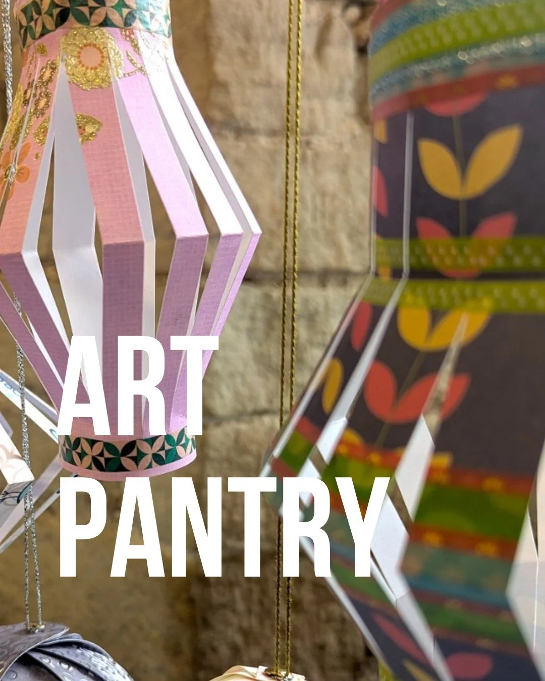 Come and make paper lanterns with us in our FREE Art Pantry workshop this Saturday! 🏮 🏮 🏮 
Saturday 22 November | 1pm - 3pm | Free
Booking essential!

Join Artist Educator @sarahoboyle100 for a playful lantern papercraft workshop where you&rsquo;l