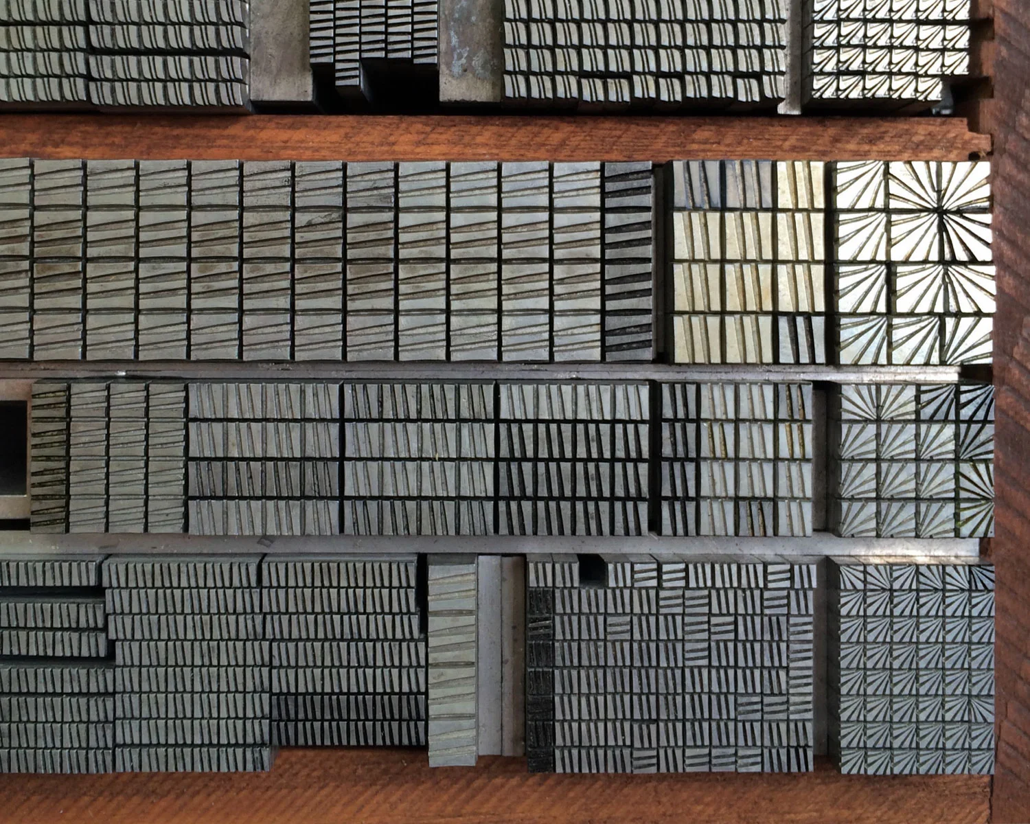 Letterpress ornamental metal type