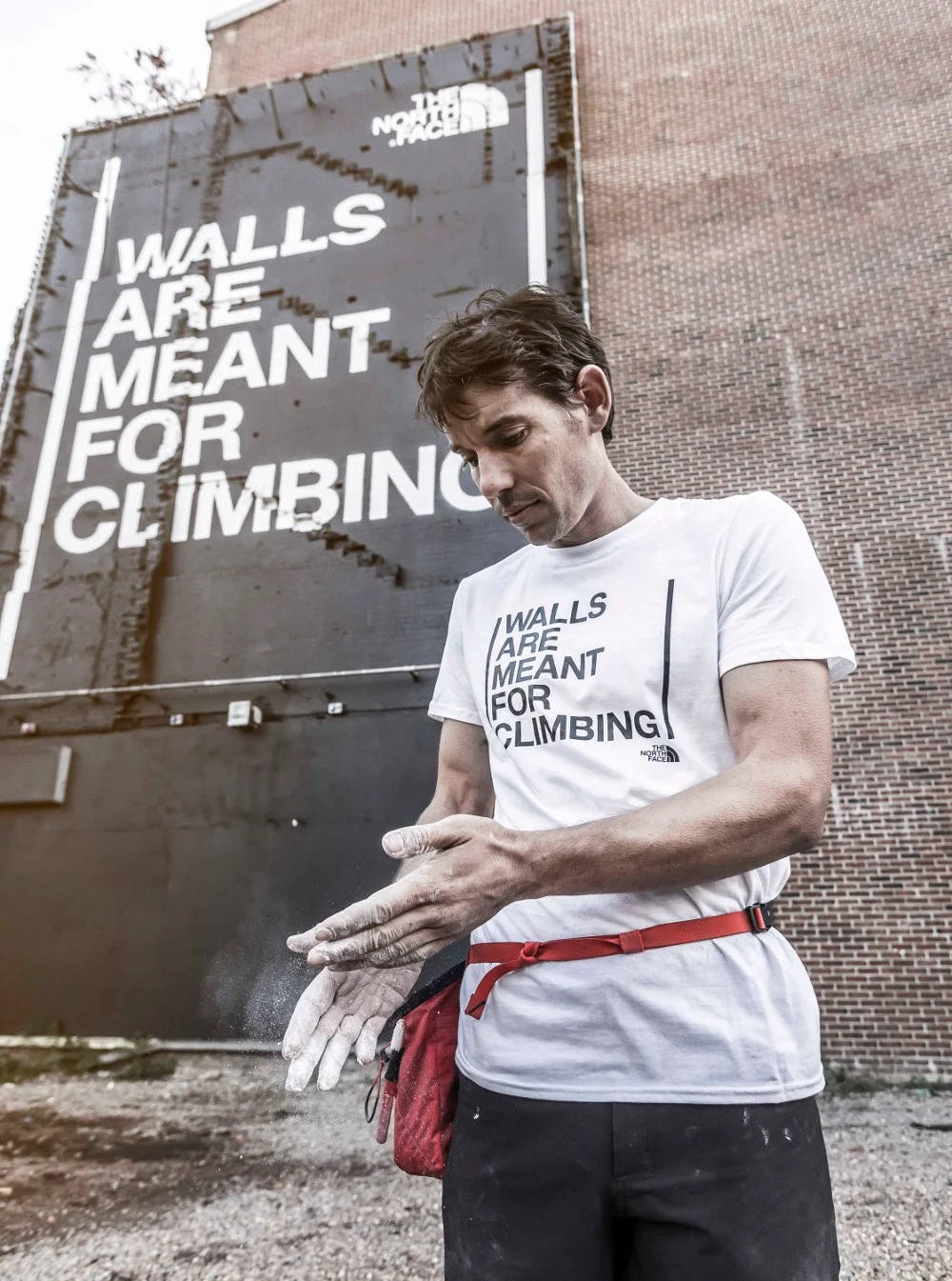 Walls-are-meant-for-climbing-2-1.jpg