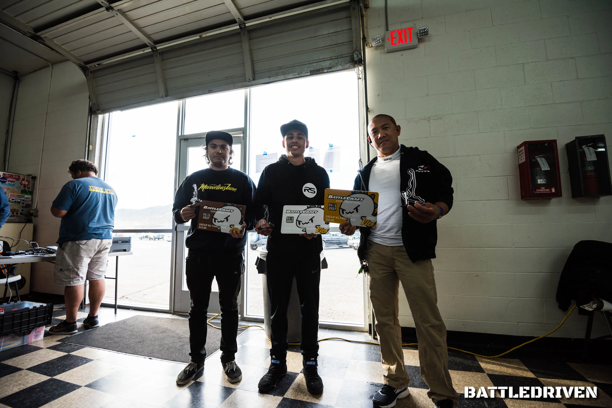 Group N1: 1st place with a class record setting 1:25.437 is Chewerk’s EG Hatch, piloted by Jason K, and award accepted again by teammate and friend, AJ. 2nd and 3rd place goes to Brian S. and Michael C. with a very solid 1:26.486 and 1:26.636.