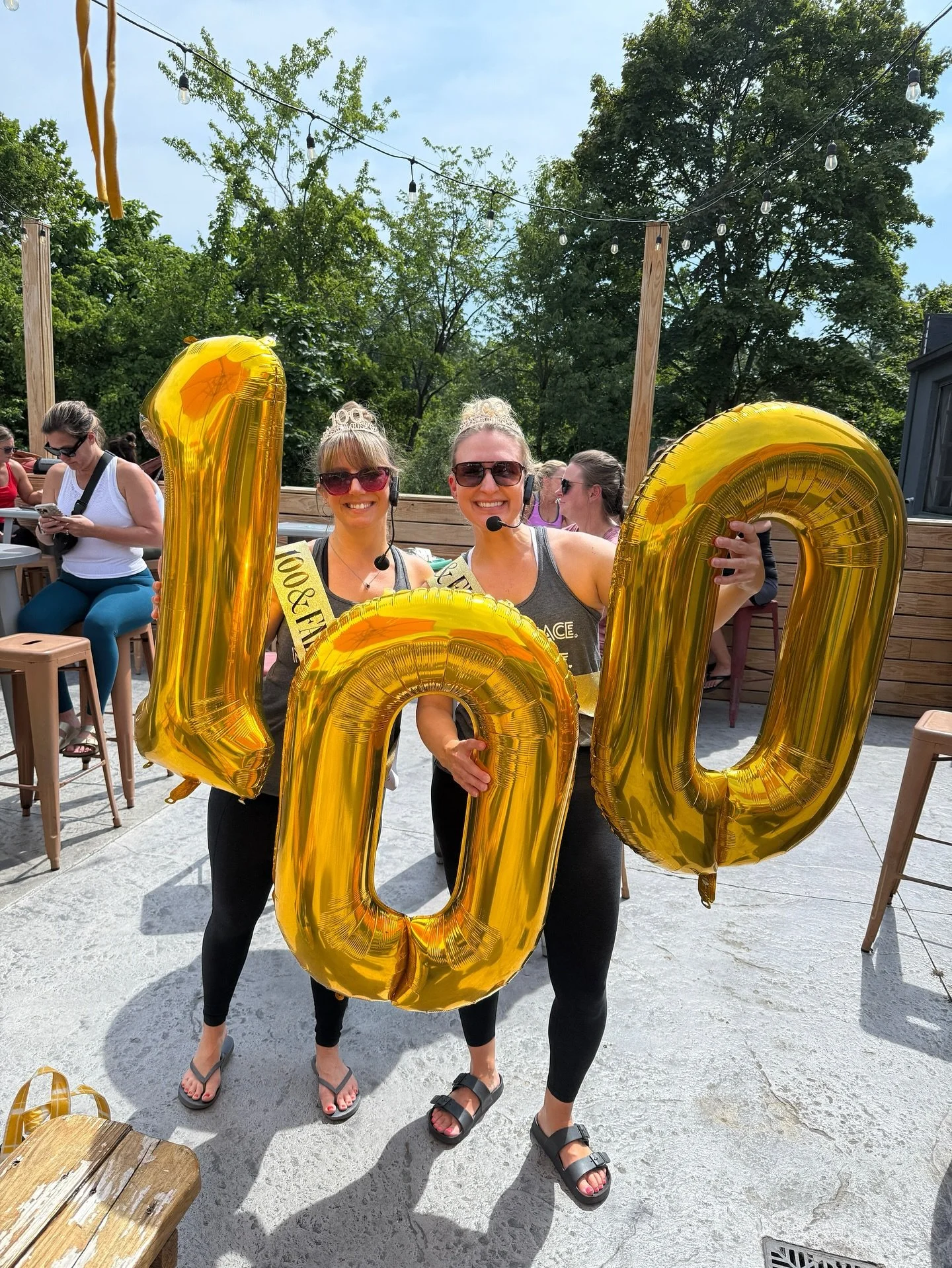 The 100th @yoga_on_draft was everything we could&rsquo;ve hoped for! 

Thank you to everyone who came and celebrated with us, to everyone who flowed with us the 99 times before this, to our Yoga on Draft home @hihobrewingco, &amp; to @blackdogbakingc