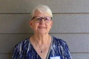 Sun., Aug. 10, 11 AM: Sunday Summer Song Service, Speaker: Mirabelle Stoedter, "Reimagining “Spinster:” Gender Fluidity and the Power of Language" (Hybrid)