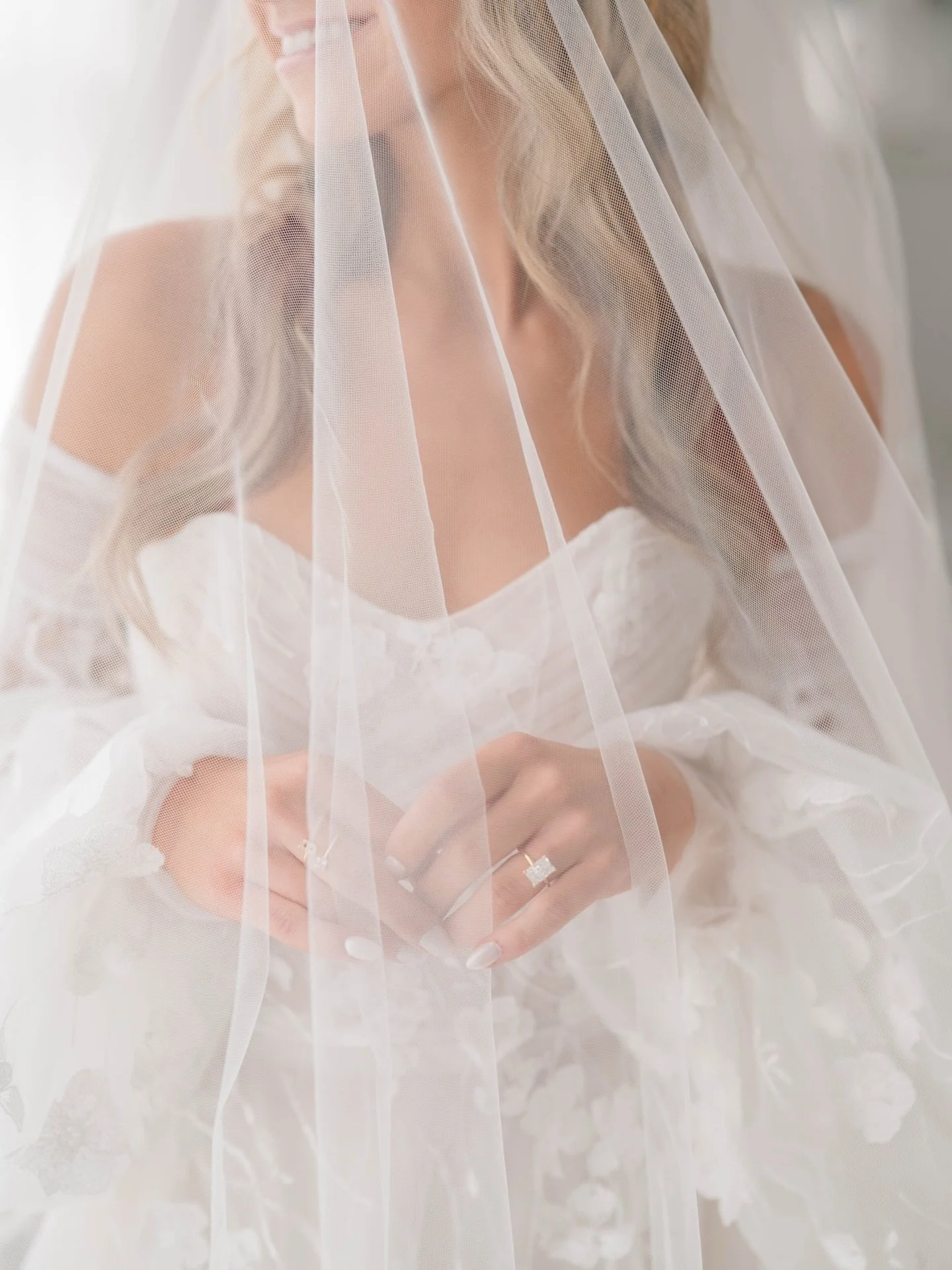 So excited because this stunning wedding is featured in @weddingstodaymagazine 
Swipe to take a look ➡️