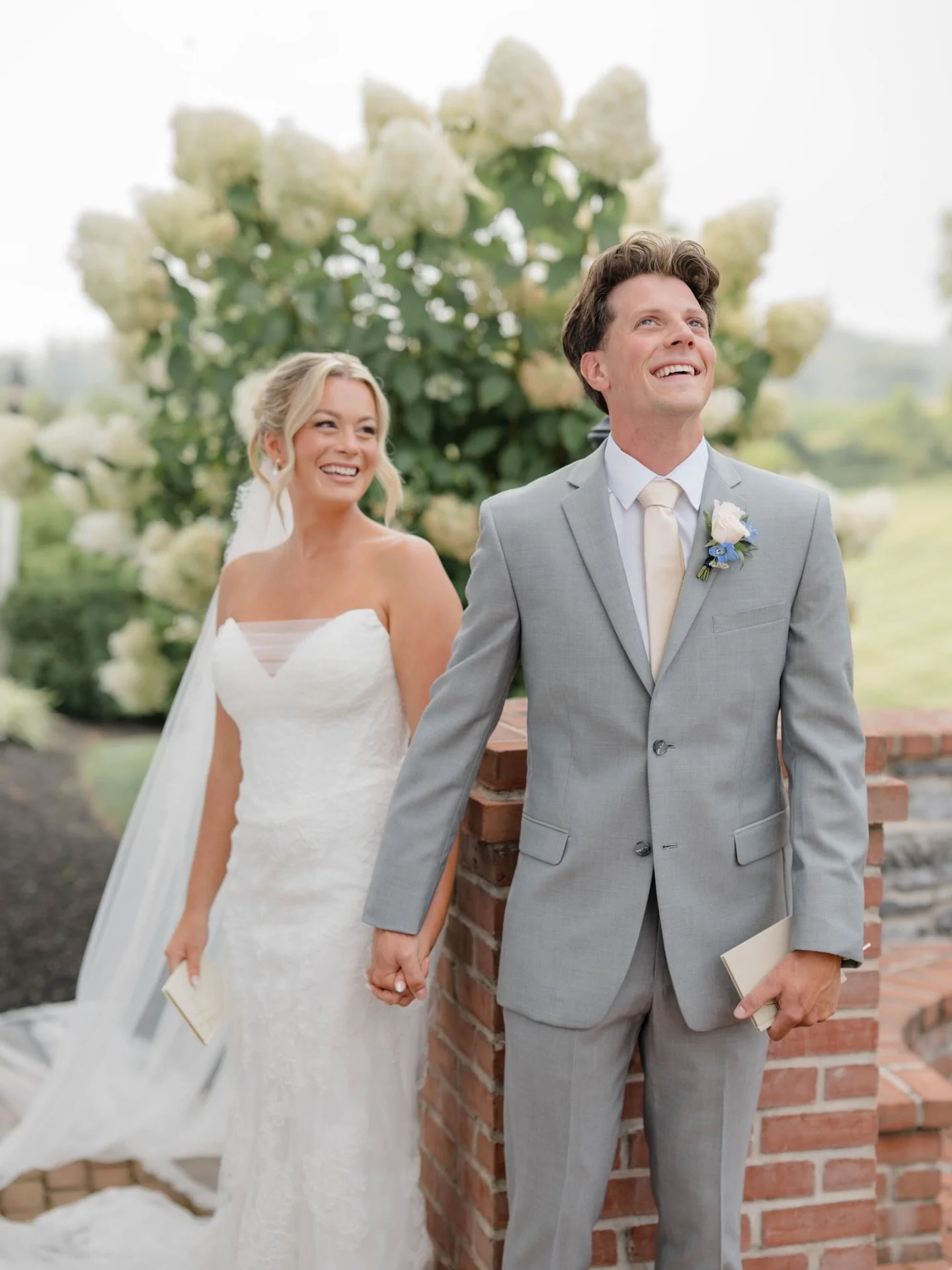 First look/ first touch feels.