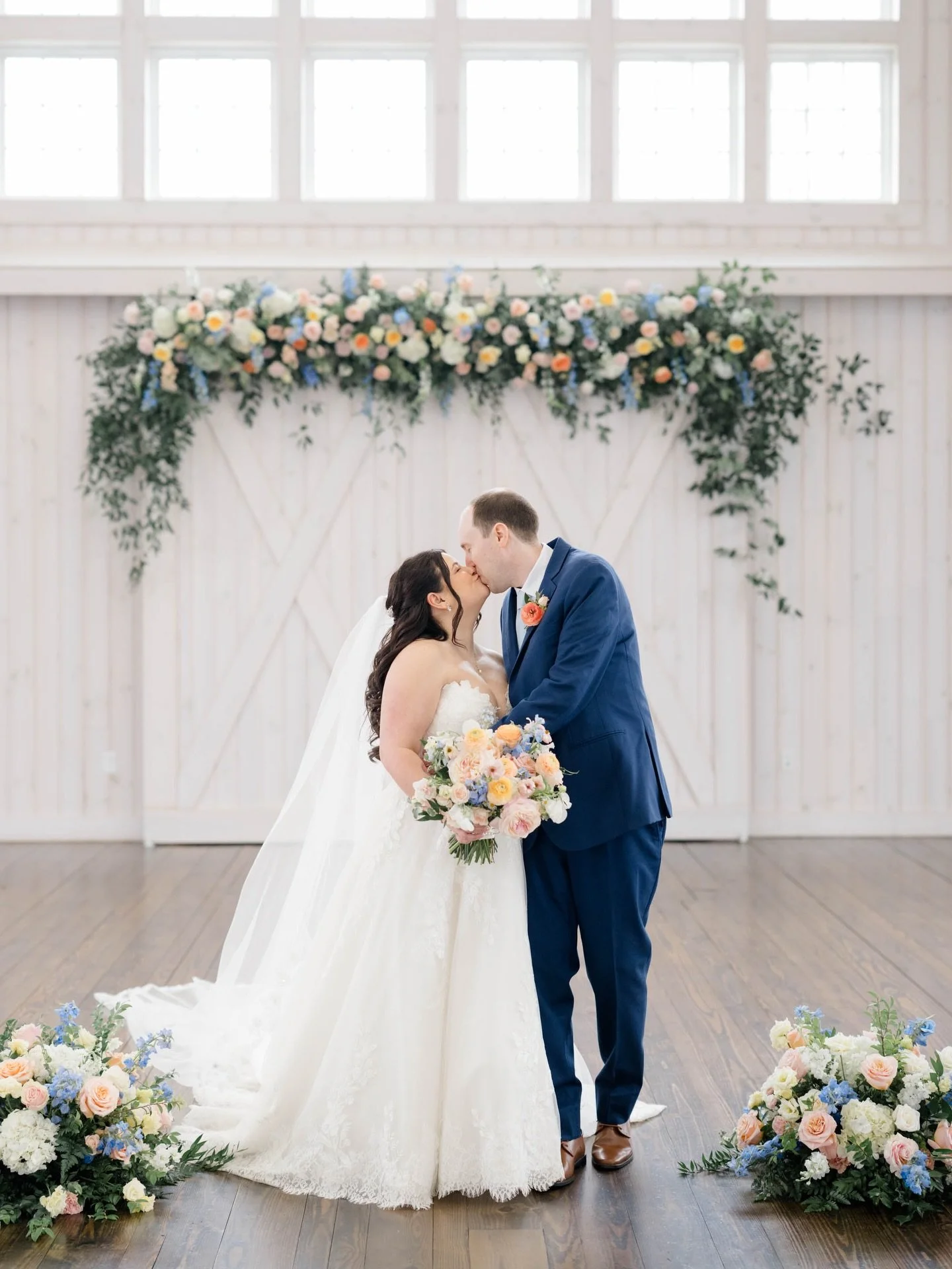 Mr &amp; Mrs Sacks 
03.20.2026

Venue @rosewood_farms 
Planning @simplyelegantaffairs 
Photographer @alyssabuntonphoto 
Florals @everyone_deserves_flowers 
Entertainment @mustbethemusicdjs 
Content Creator @currently.candid 
Catering @chefsexpression