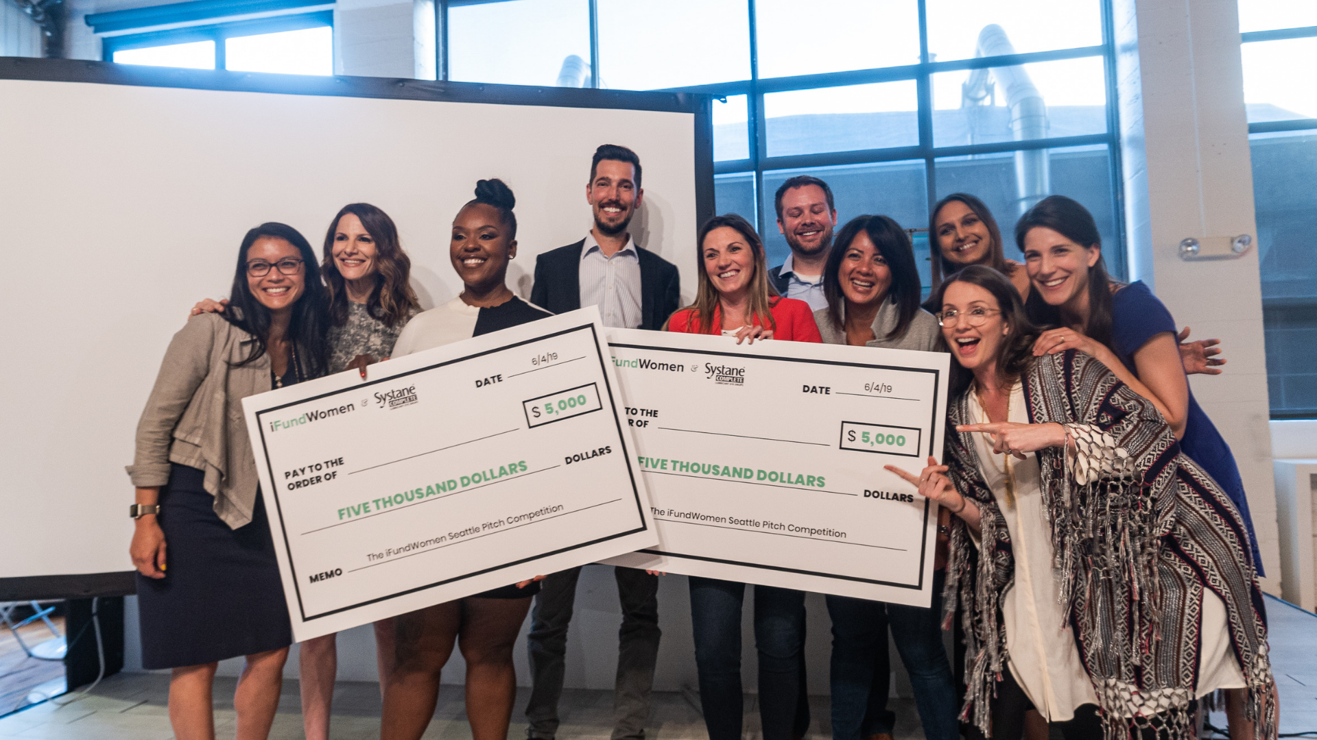 The Judges, iFundWomen team and the winners of the iFundWomen Seattle Pitch Competition: Dr. Cheryl Ingram, Founder & CEO, Diverse City LLC & Sarah Haggard, Founder & CEO, Tribute .