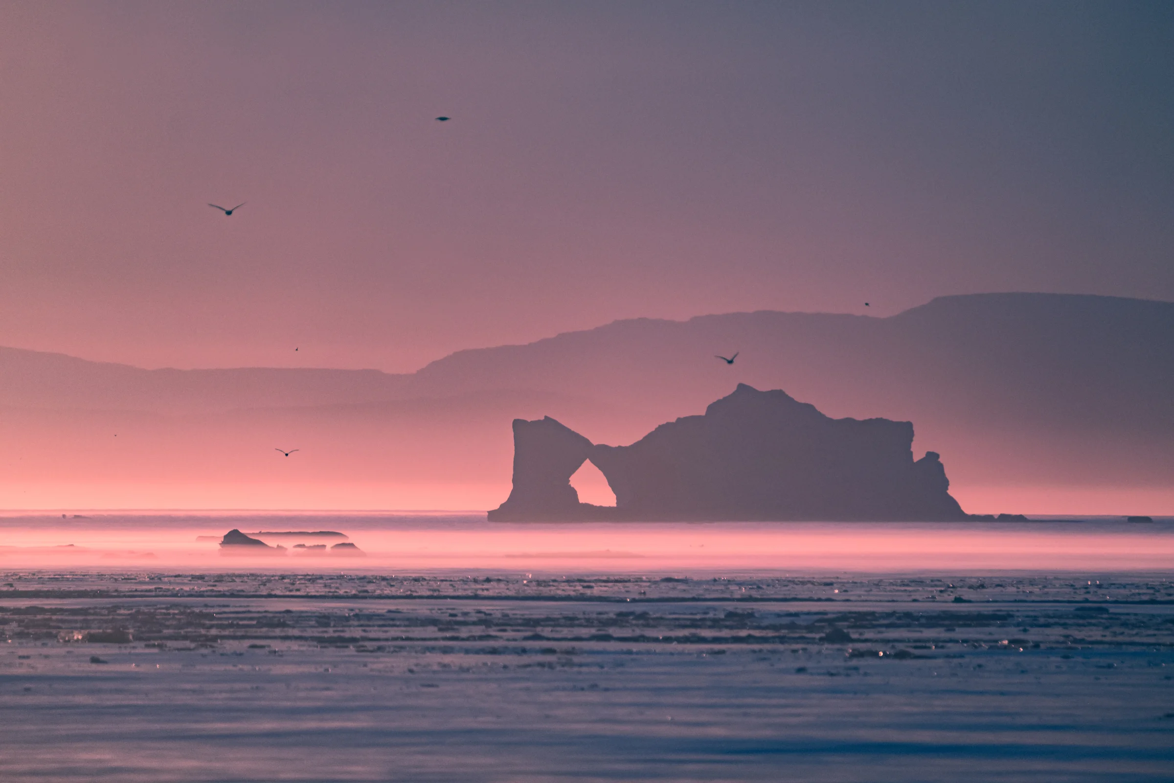 GREENLAND_Ilulissat_Icefjord_melting_iceberg_by_Maria_Sahai.jpg