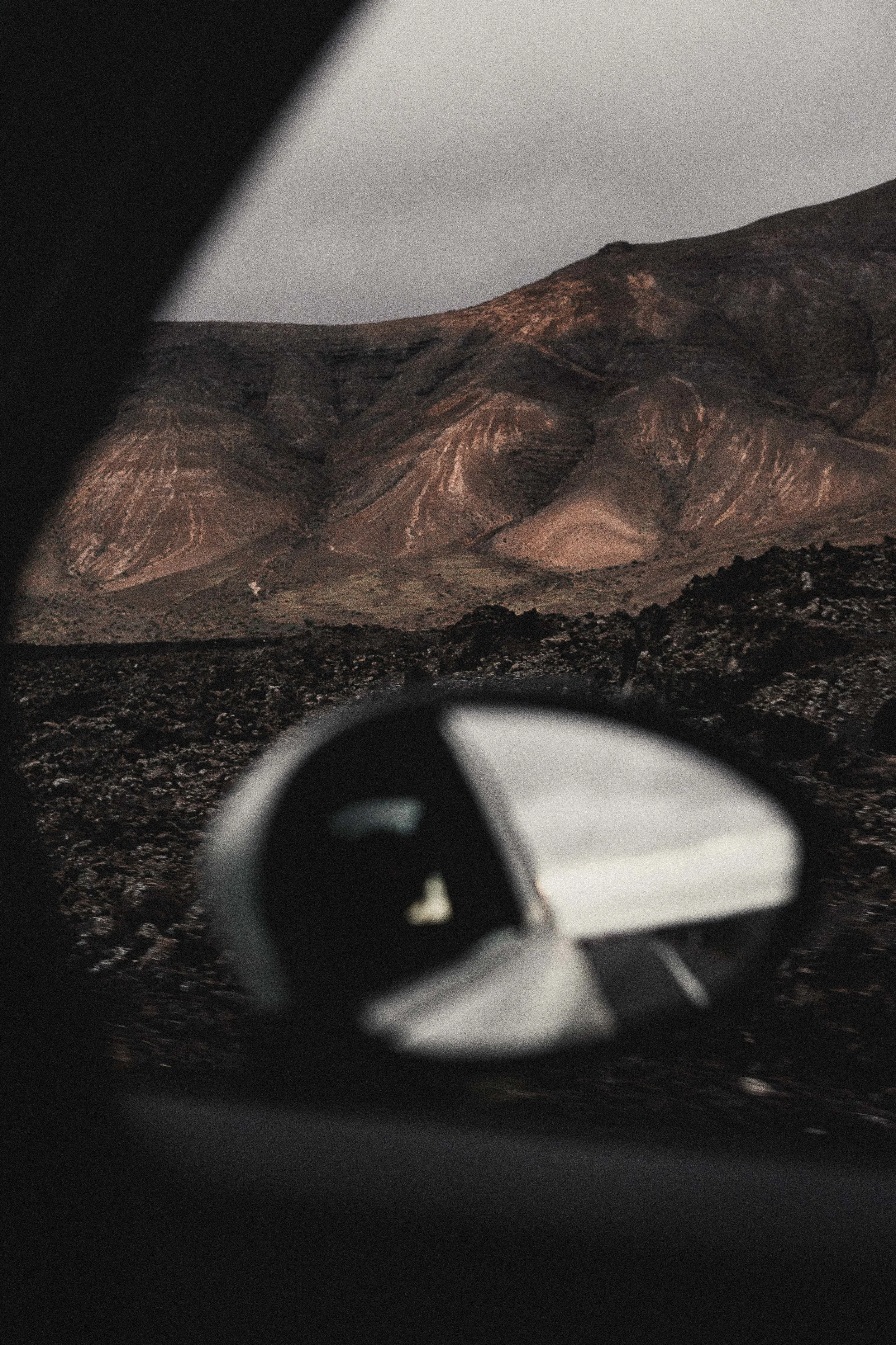 On the road coming back from Los Charcones (Lanzarote).jpg