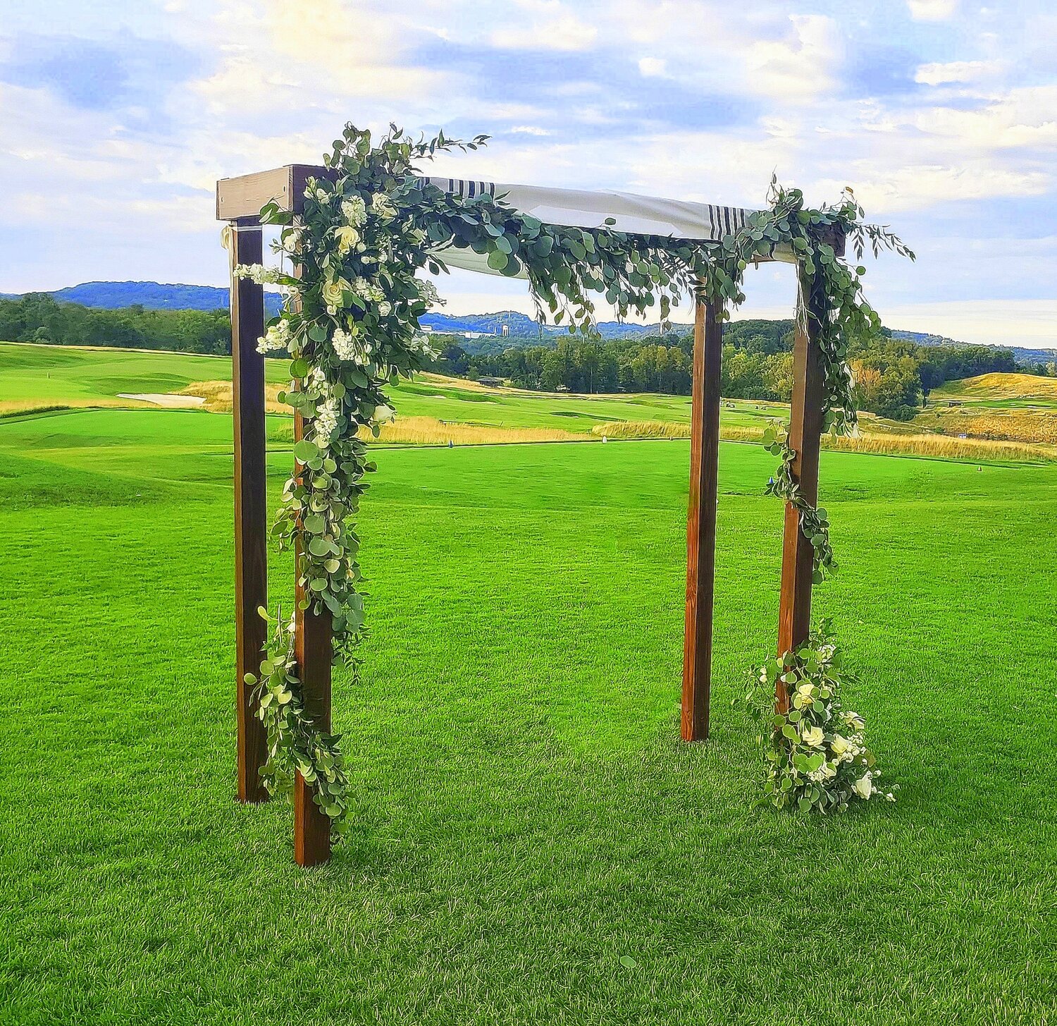 Oakmont Country Club Wood Arch Wedding — Penn Rustics Rentals