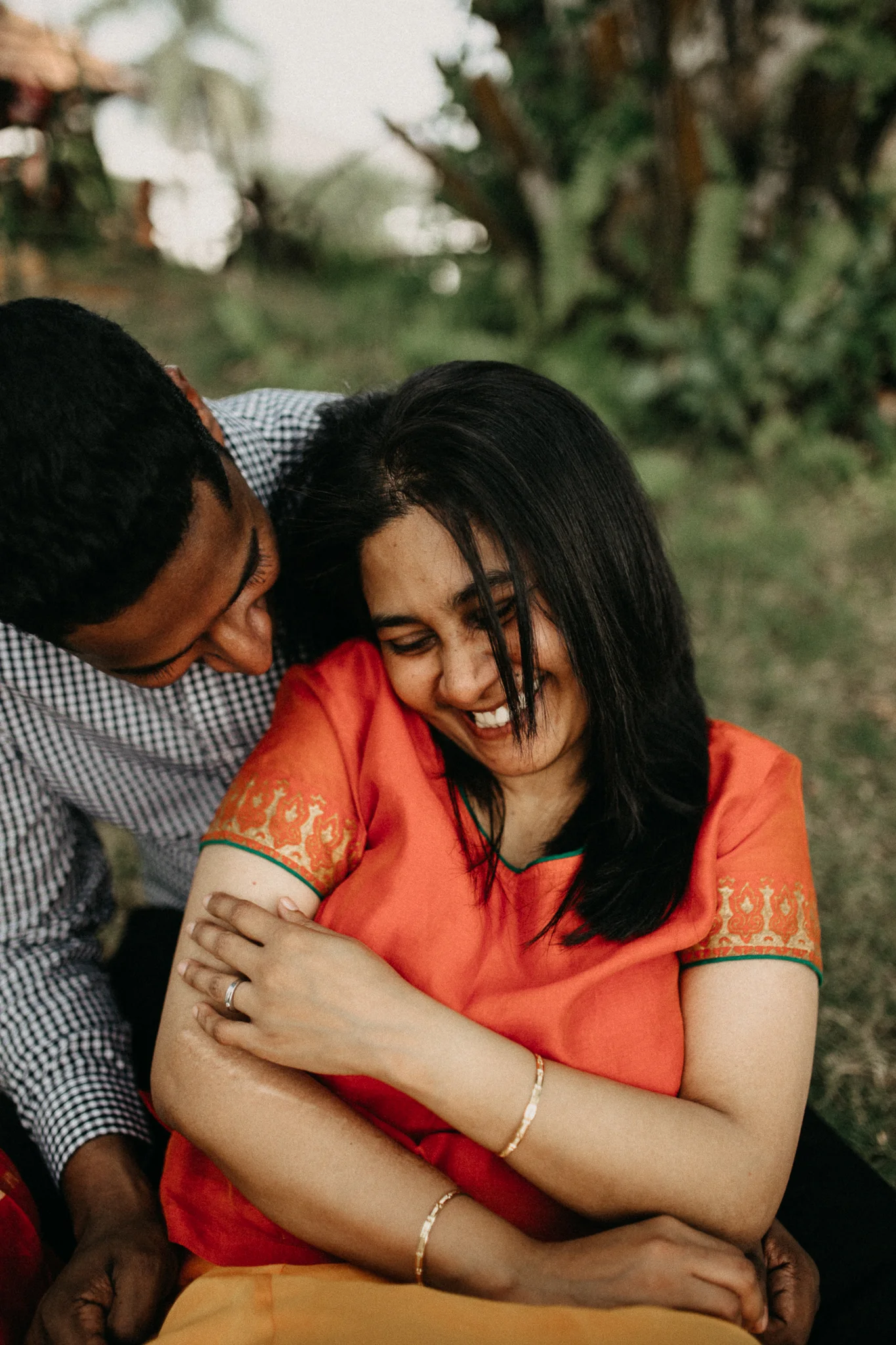 laughingcouplekochianniversarysession.jpg
