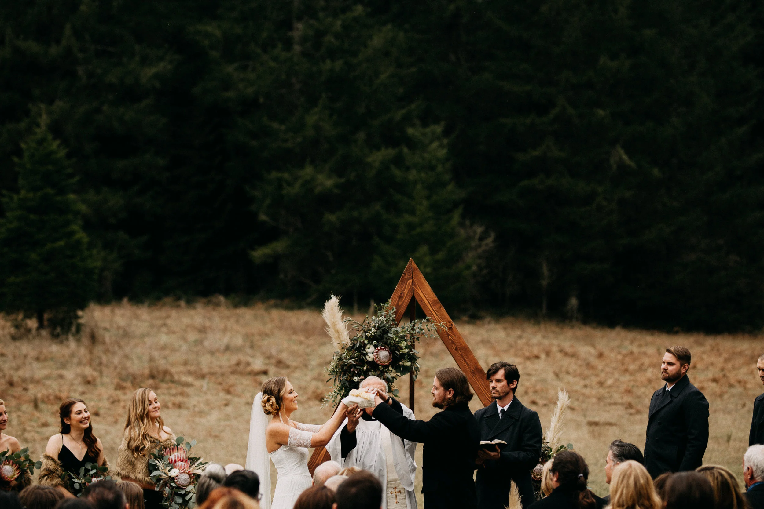 SilverFallsStateParkWedding-2584.jpg