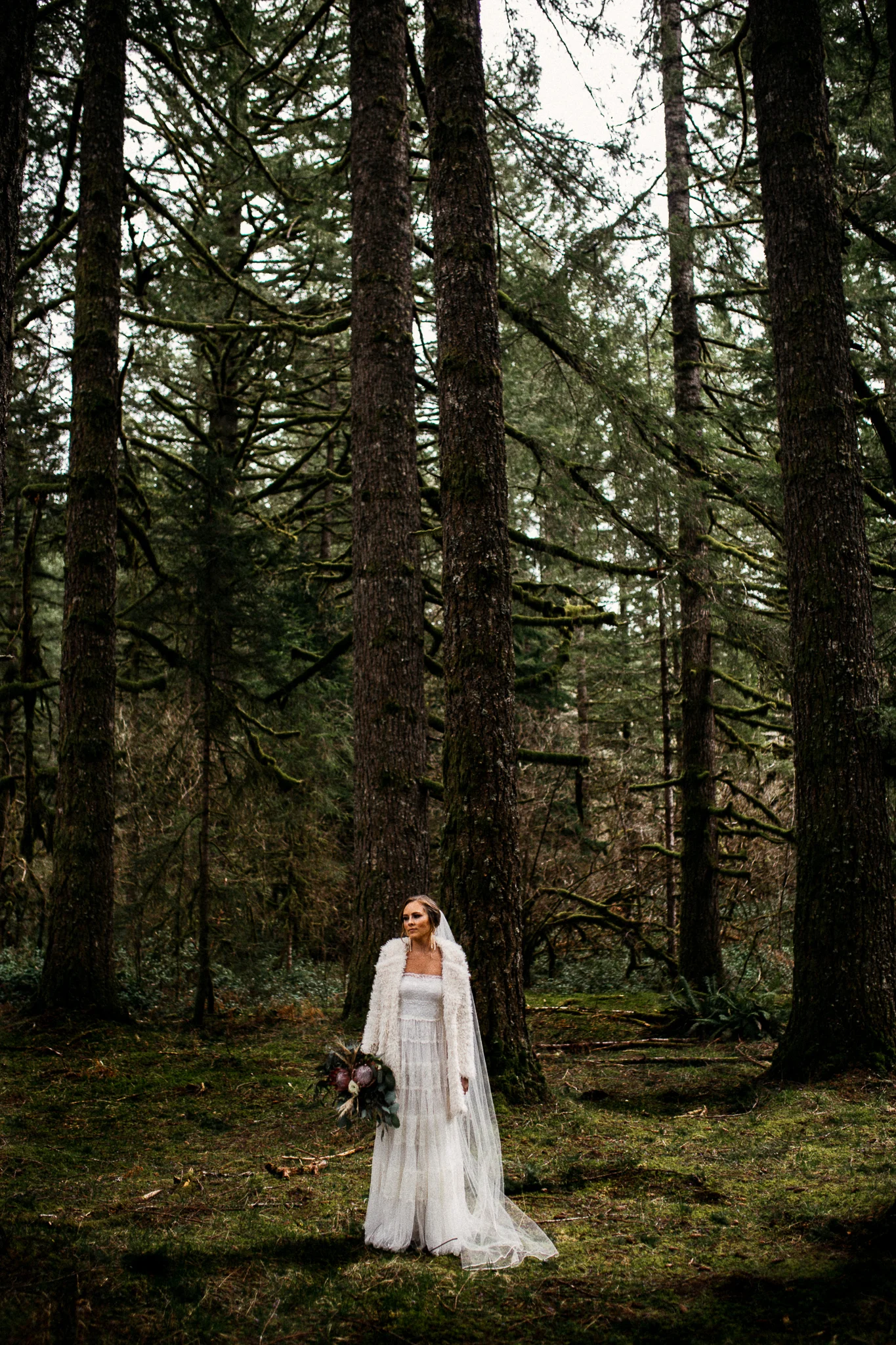 SilverFallsStateParkWedding-2240.jpg
