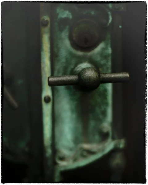 2019 Lock_of_Dreams-5DIV_Cemetary_296-Edit.jpg