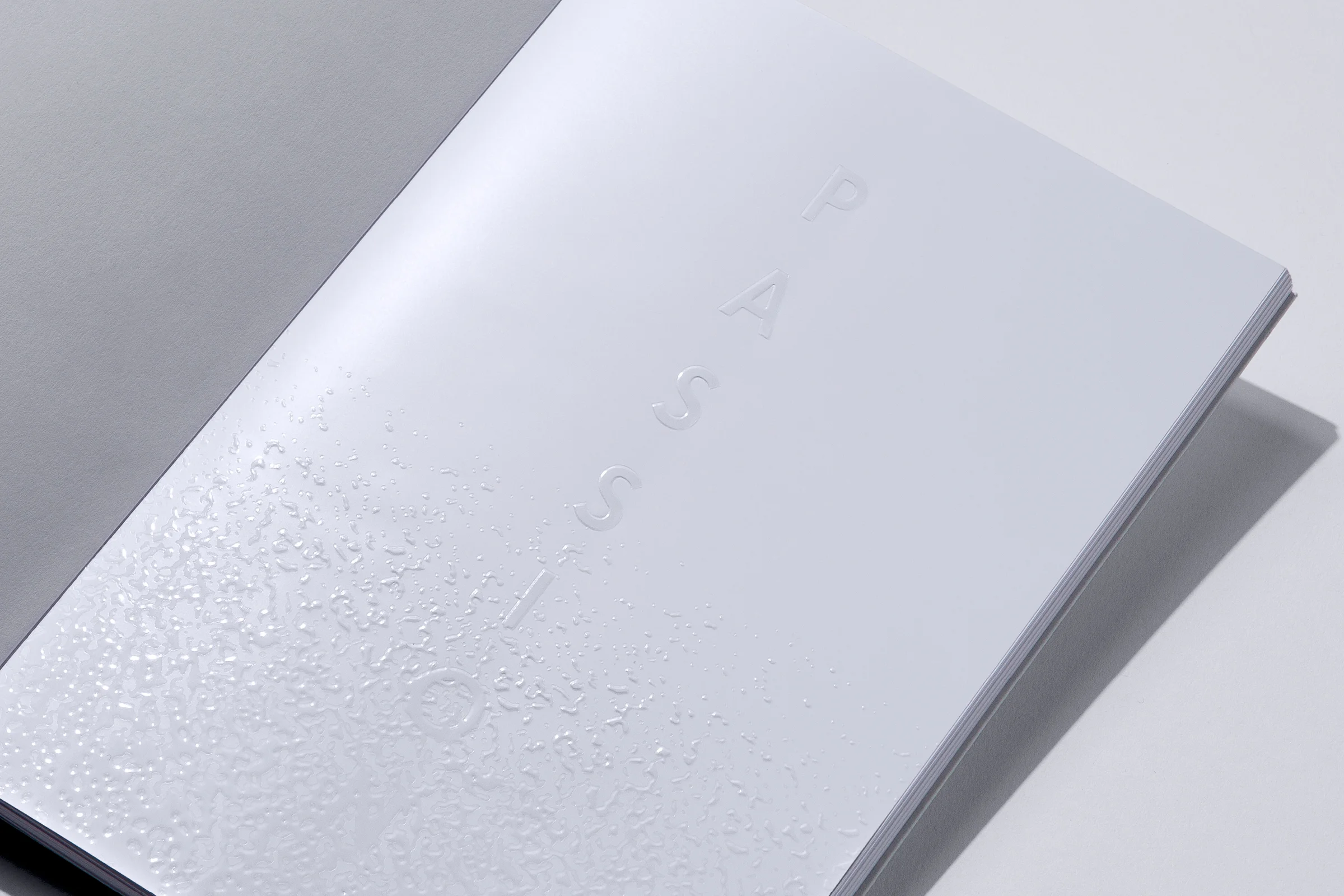 PASSION – INTRODUCTION Clear foil and emboss on Silk-HD Matt 150 gsm.