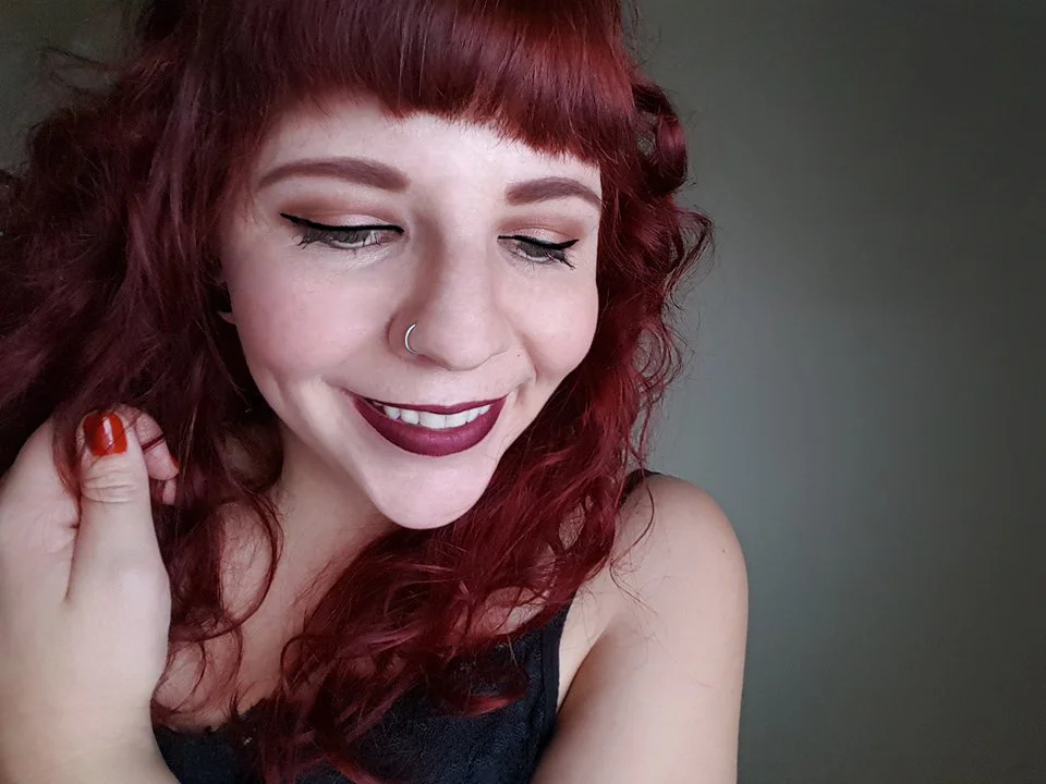 Romantic Look 1.jpg