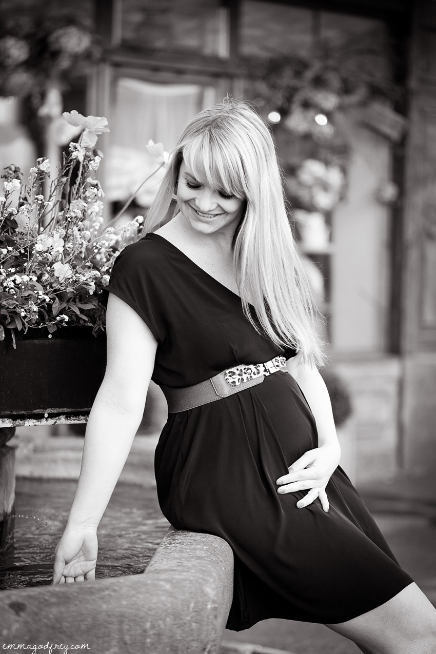 Maternity-portrait-Vevey-19Weeks_011.jpg