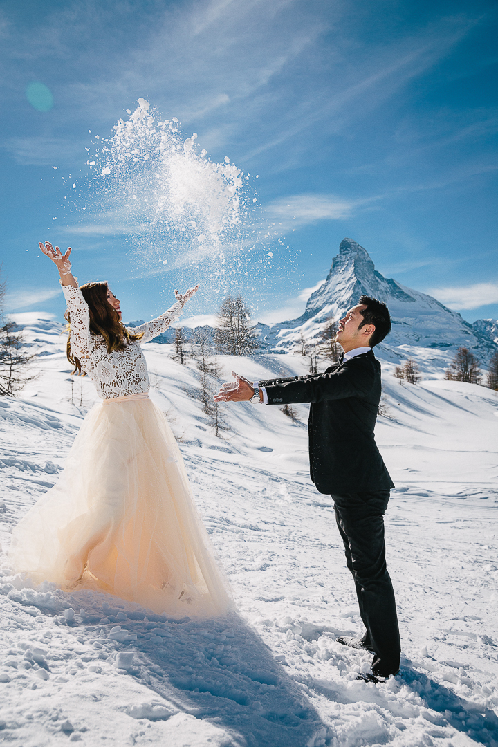 Pure joy in the snow | Story of the photo | Zermatt Engagement photography