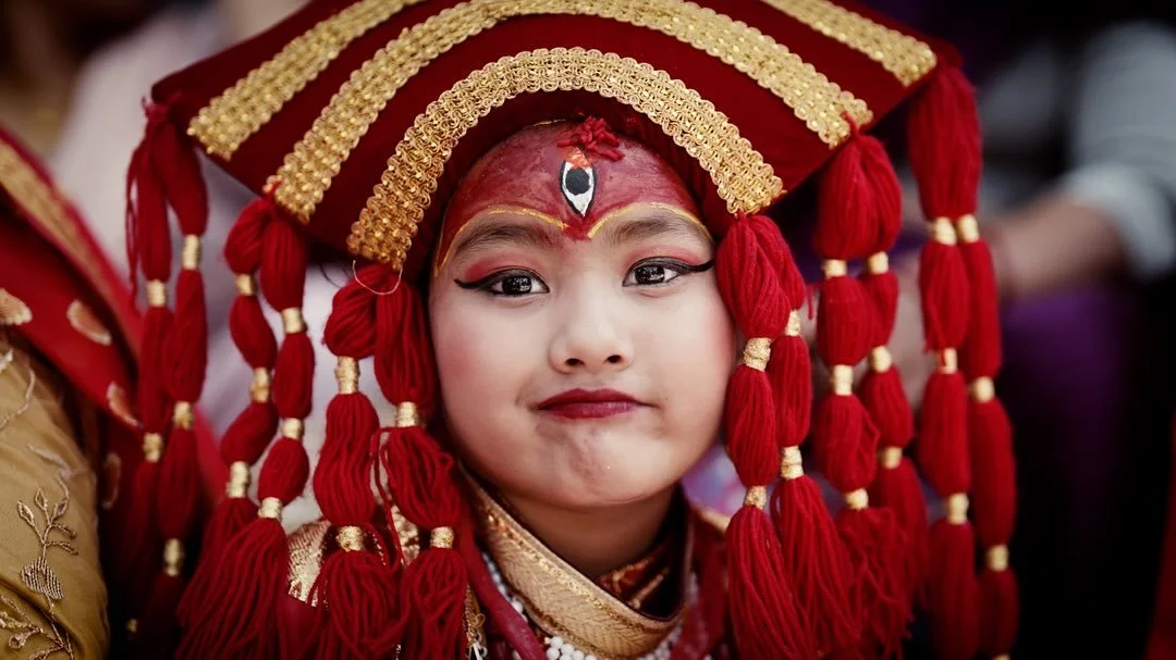 Some stills from my Nepal montage. 

Children dressed in red in Kathmandu await blessings from festival-goers.