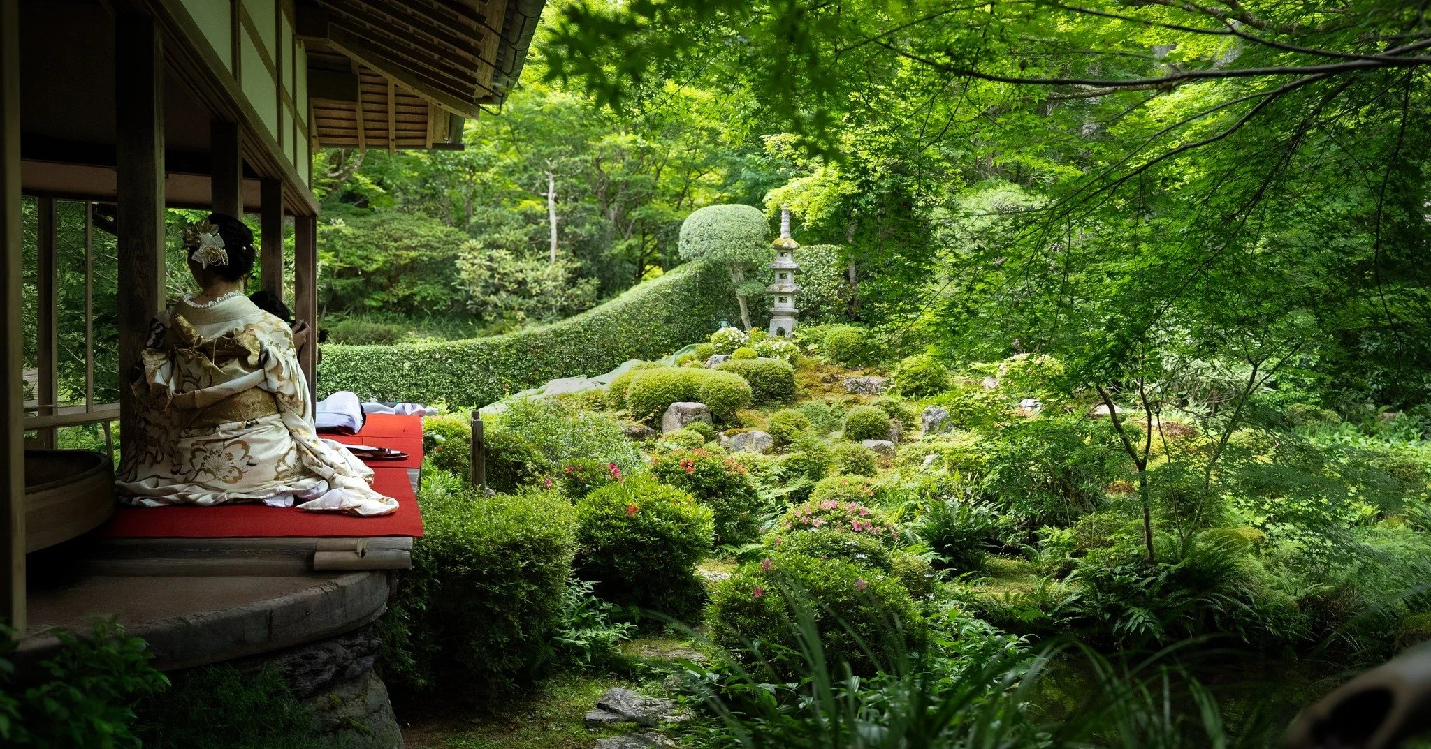 Japanese Gardens

Soft light covered the verdant gardens of Ohara.
