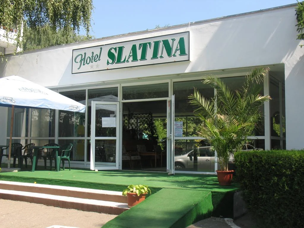 slatina exterior 1.jpg