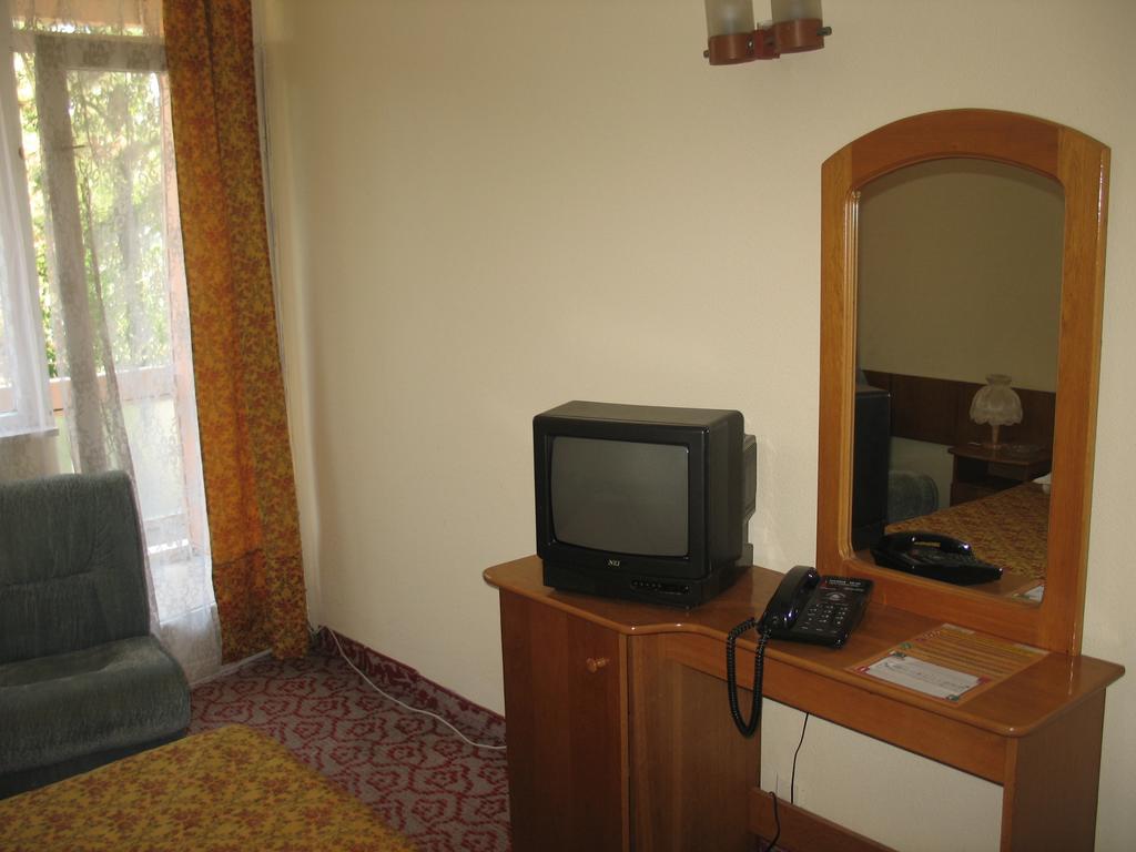 10606601.jpg