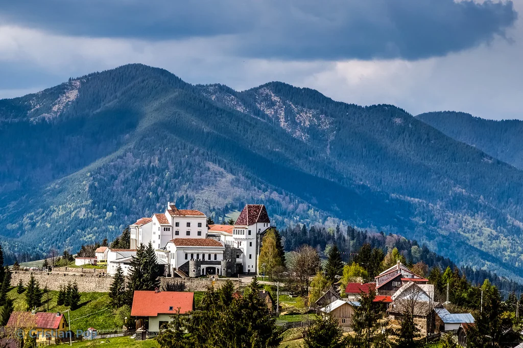 dracula panorama.jpg