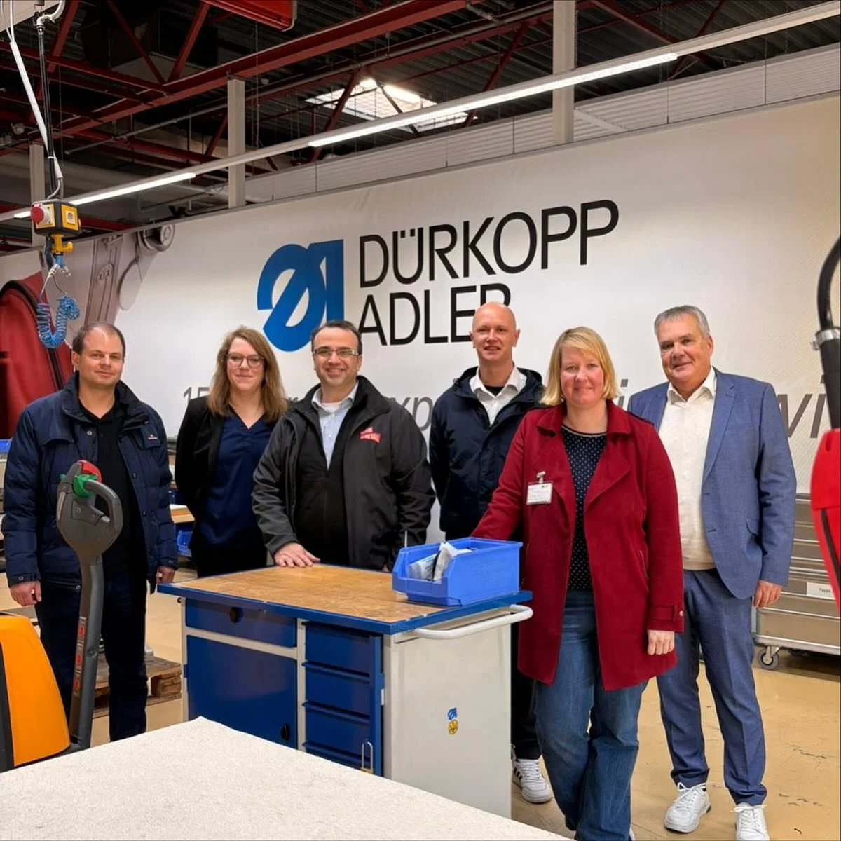 Seit &uuml;ber 100 Jahren steht D&uuml;rkopp Adler f&uuml;r Erfindergeist &bdquo;Made in Bielefeld&ldquo; &ndash; von Fahrr&auml;dern und Motorr&auml;dern &uuml;ber Autos bis hin zu hochspezialisierten Industrien&auml;hmaschinen. Heute ist das Untern