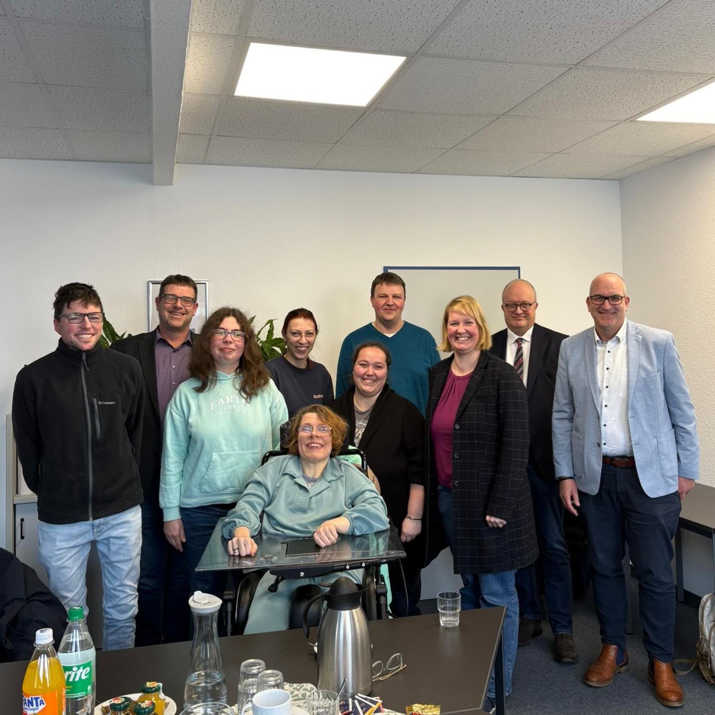 Ich hatte einen wirklich bewegenden Austausch beim Werkstattrat von proWerk.

Die Besch&auml;ftigten haben offen &uuml;ber ihre Erfahrungen gesprochen.
&Uuml;ber das, was gut l&auml;uft, aber auch &uuml;ber das, was sich dringend &auml;ndern muss. Be