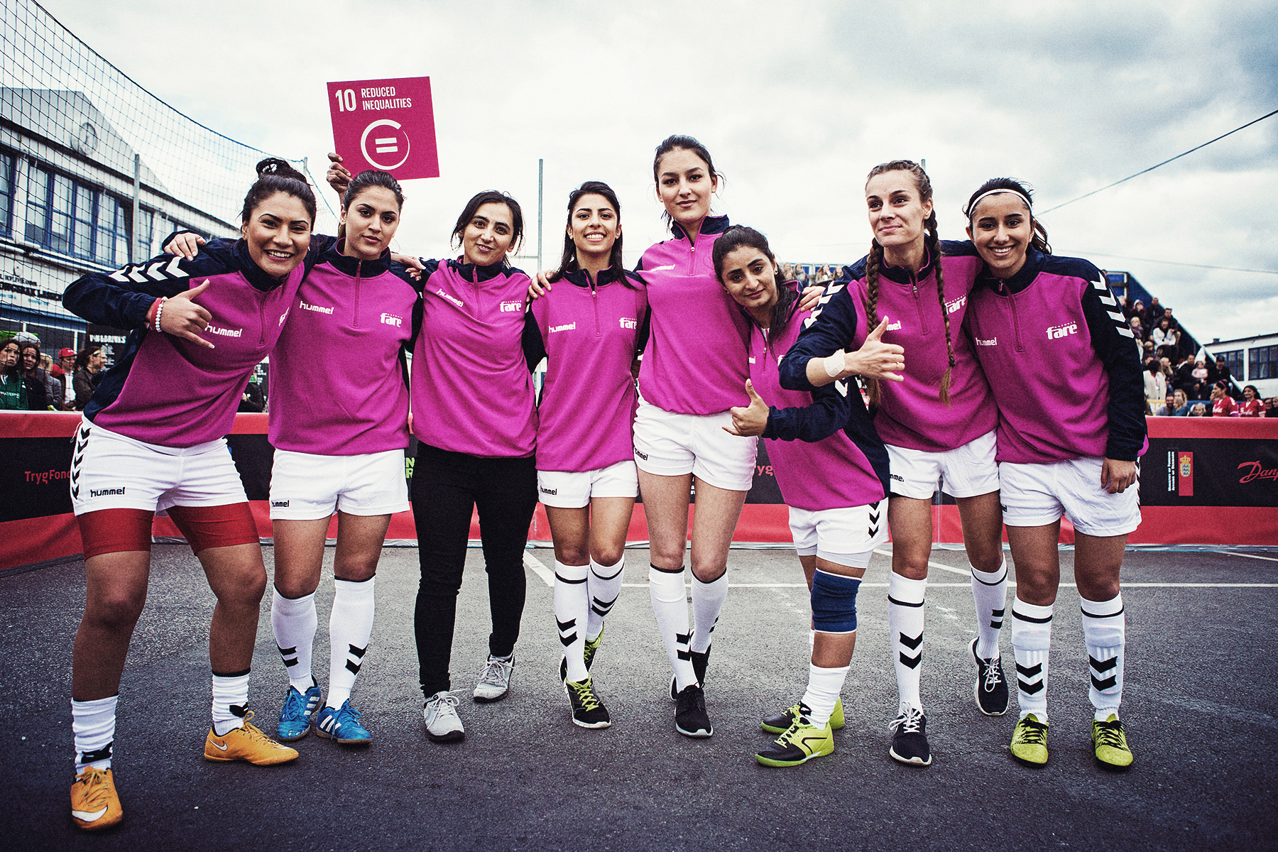 Team Girl Power – goal 11 –