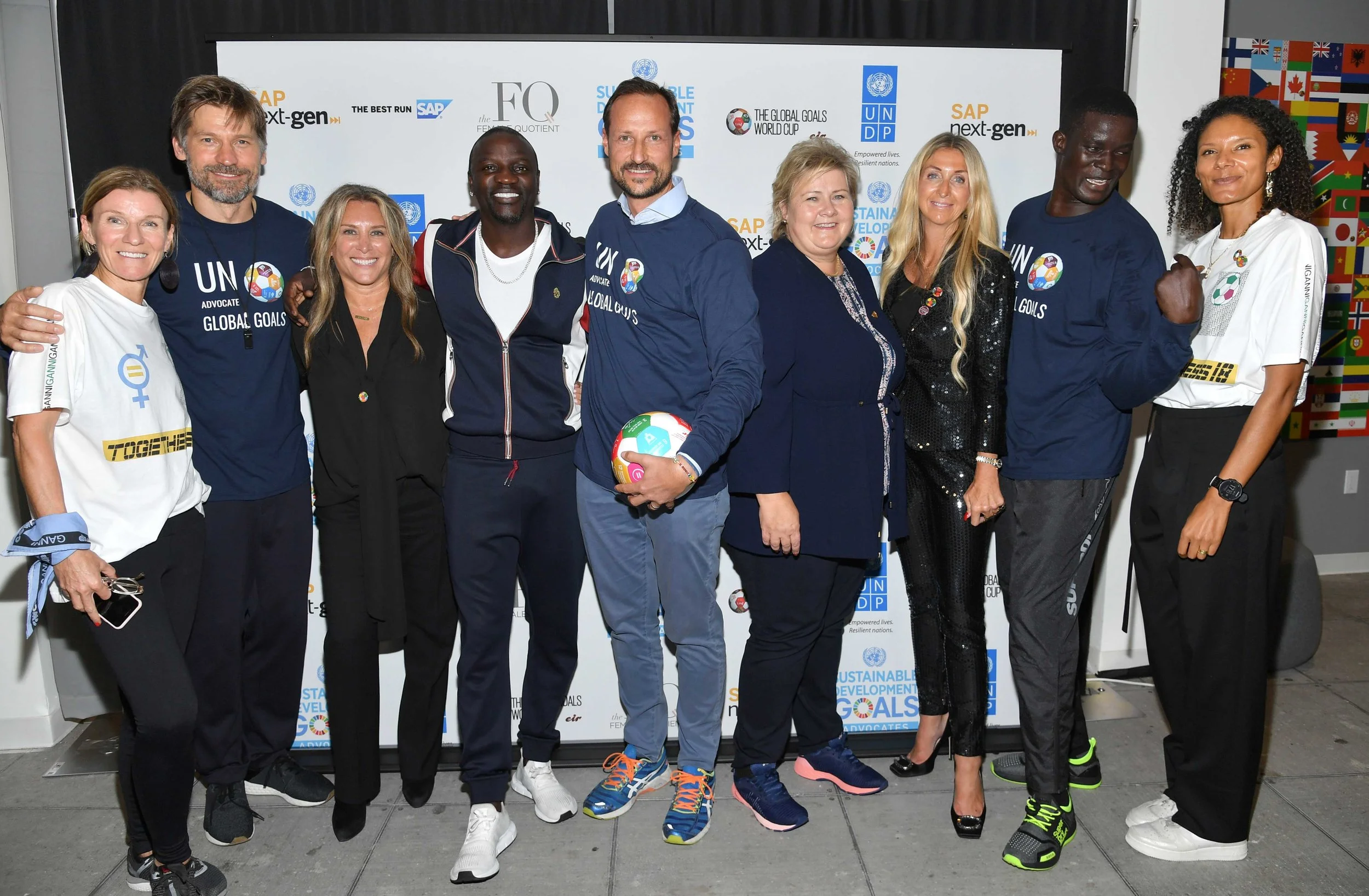 “Some of the goals are so big: End poverty, combate climate change. None of us can do this on our own, but all of us together can make a real difference.” – actor Nikolaj Coster Waldau. Citizens Agenda partners, GGWCup Finals New York 2018. Photo © Getty - click for download .