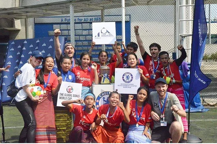 GGWCup Bangkok 2019 PlayOnside winner w Majken Gilmartin.jpg