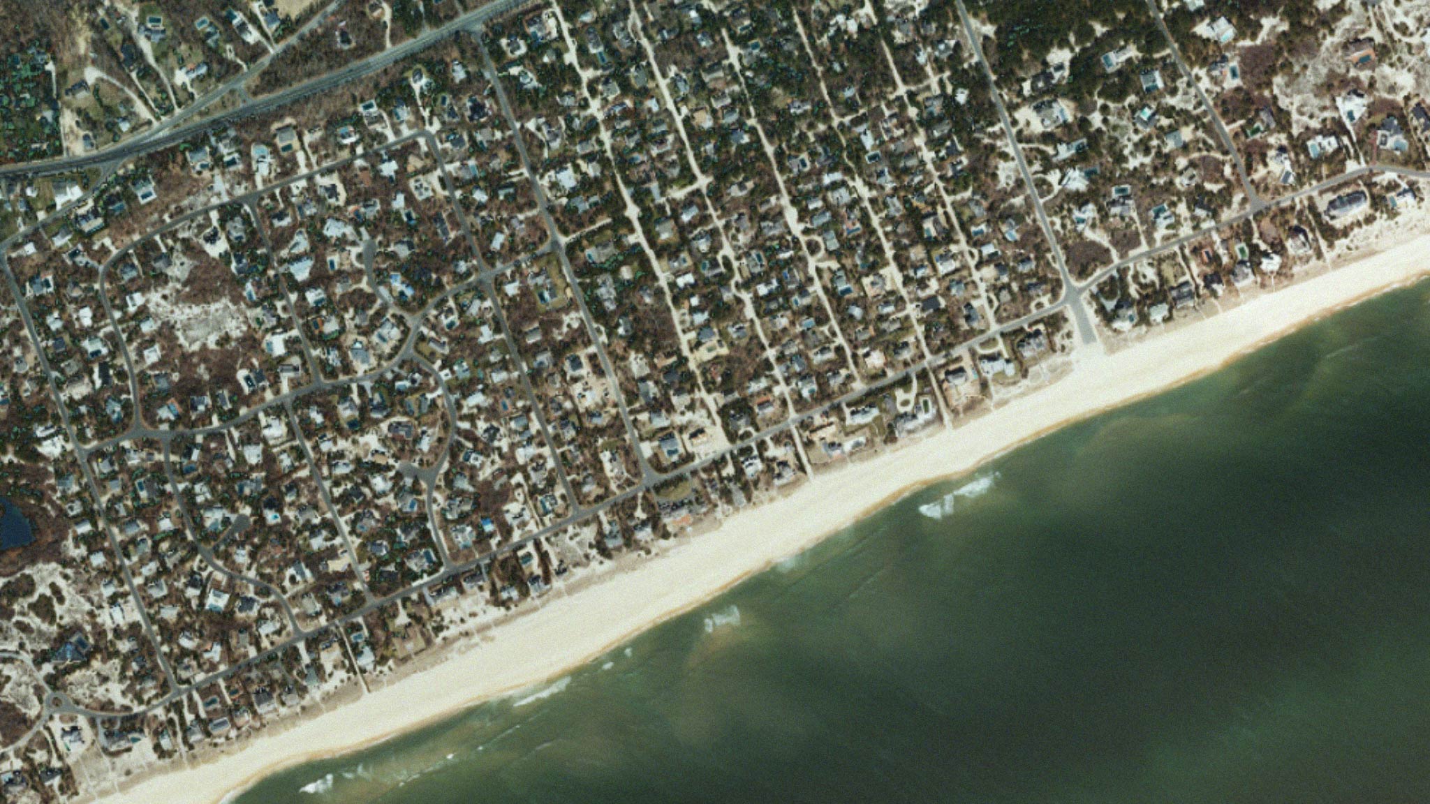 Hamptons, NY satellite image from 2013