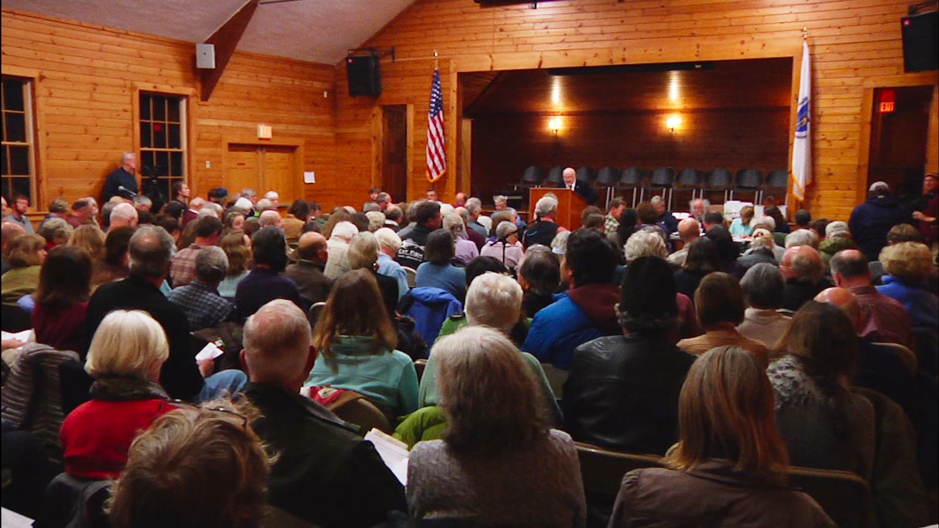 Chilmark's town meeting where a bylaw limiting house size was voted on