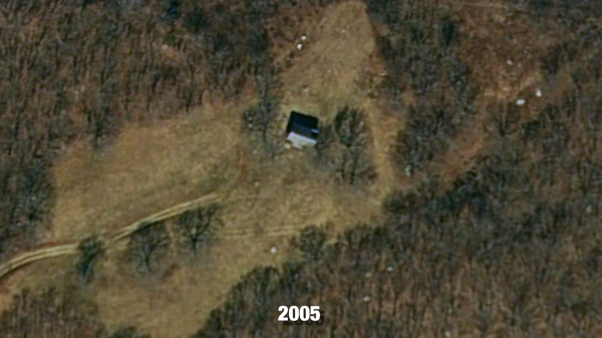 Martha's Vineyard satellite image from 2005 before the anonymous wealthy homeowner's mansion