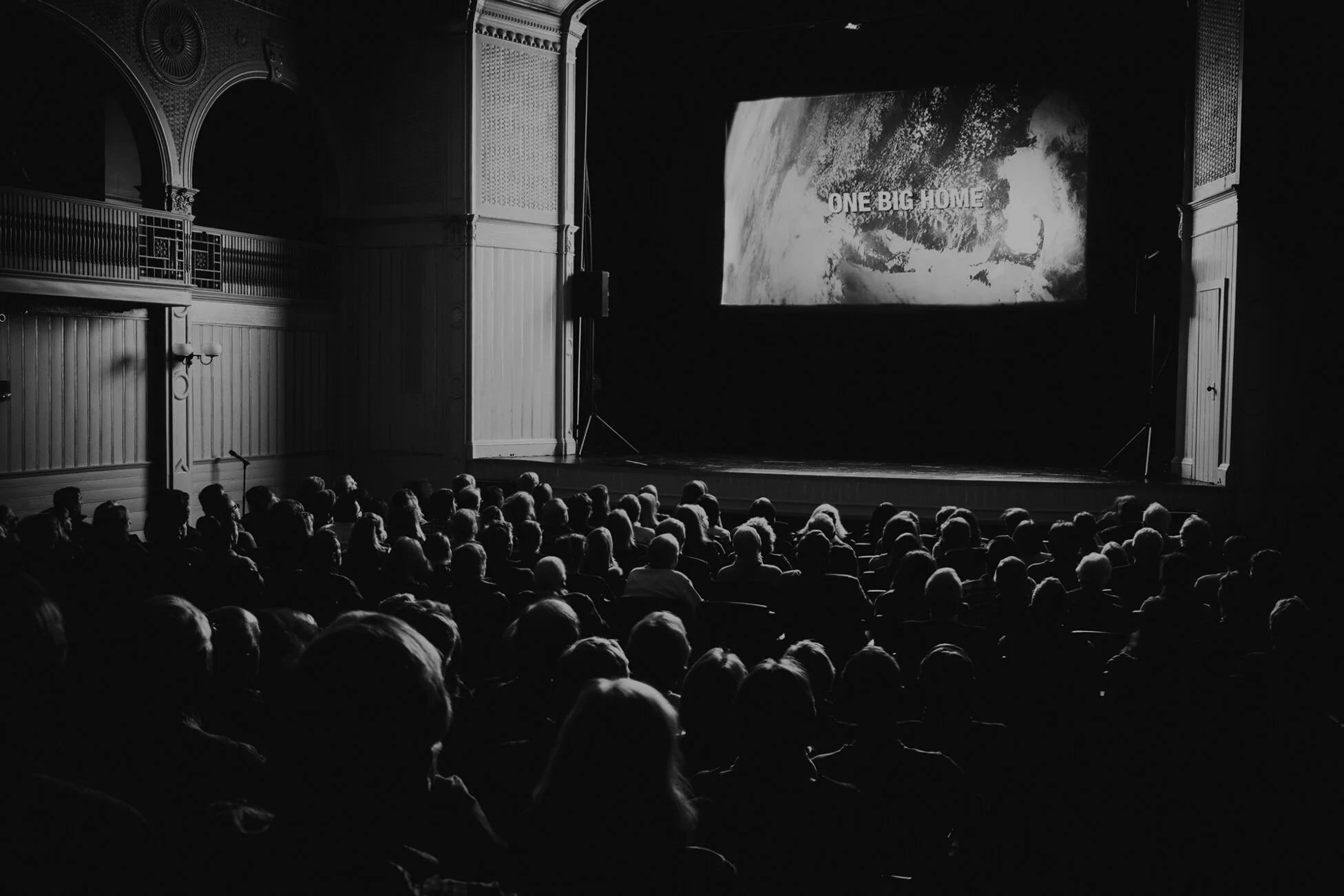 2black and white crowd.jpg