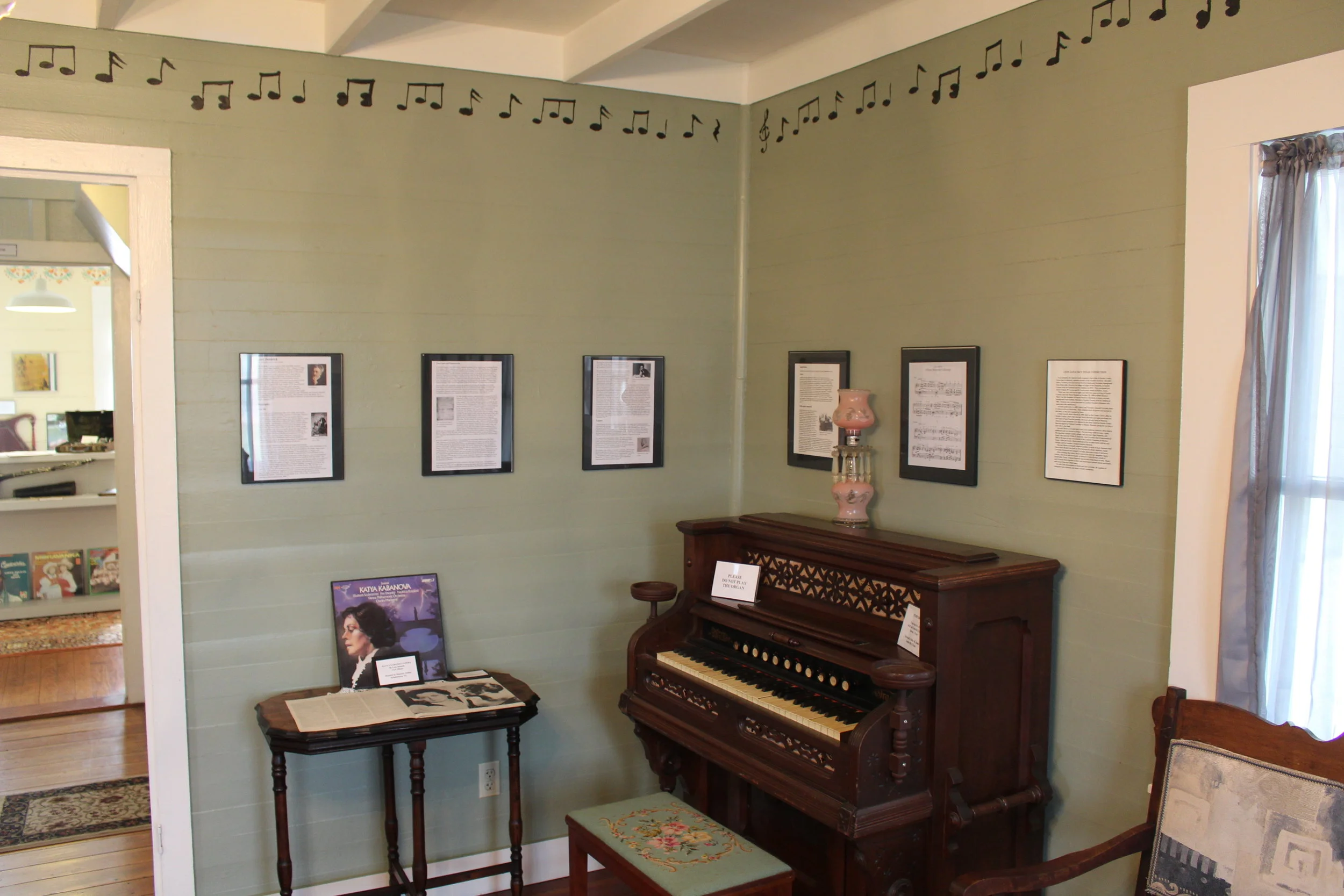 5.Kalich Music Museum 1.jpg