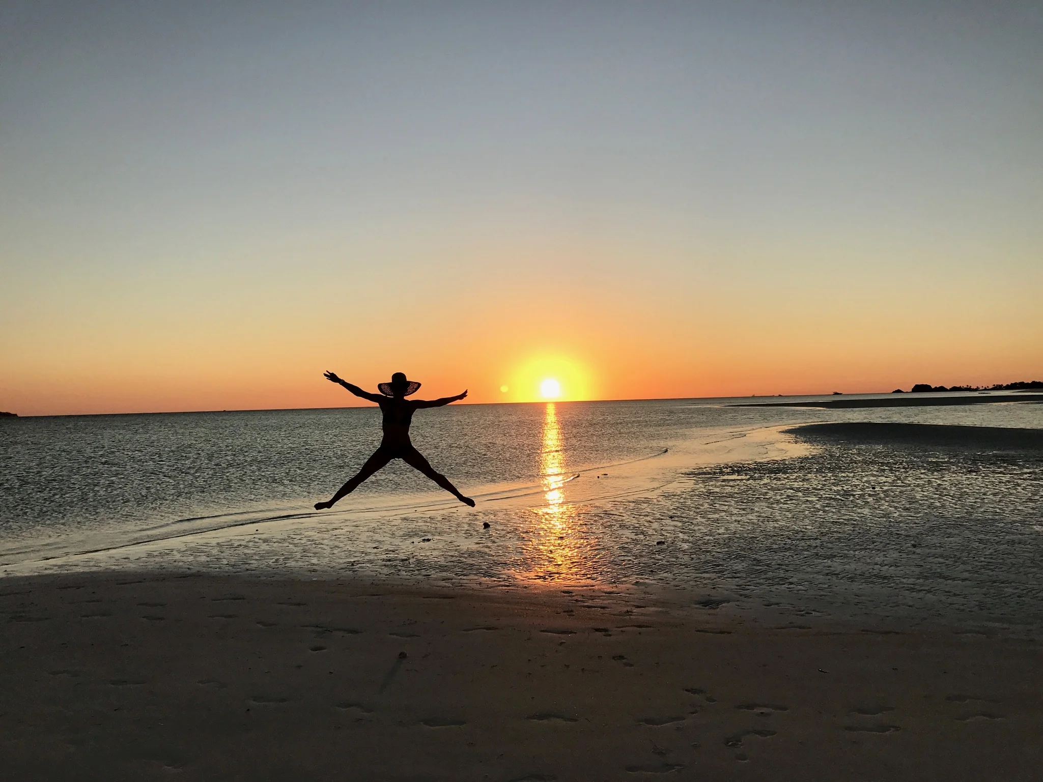 Week 3 of our honeymoon in the Philippines and week 1 of Whole30
