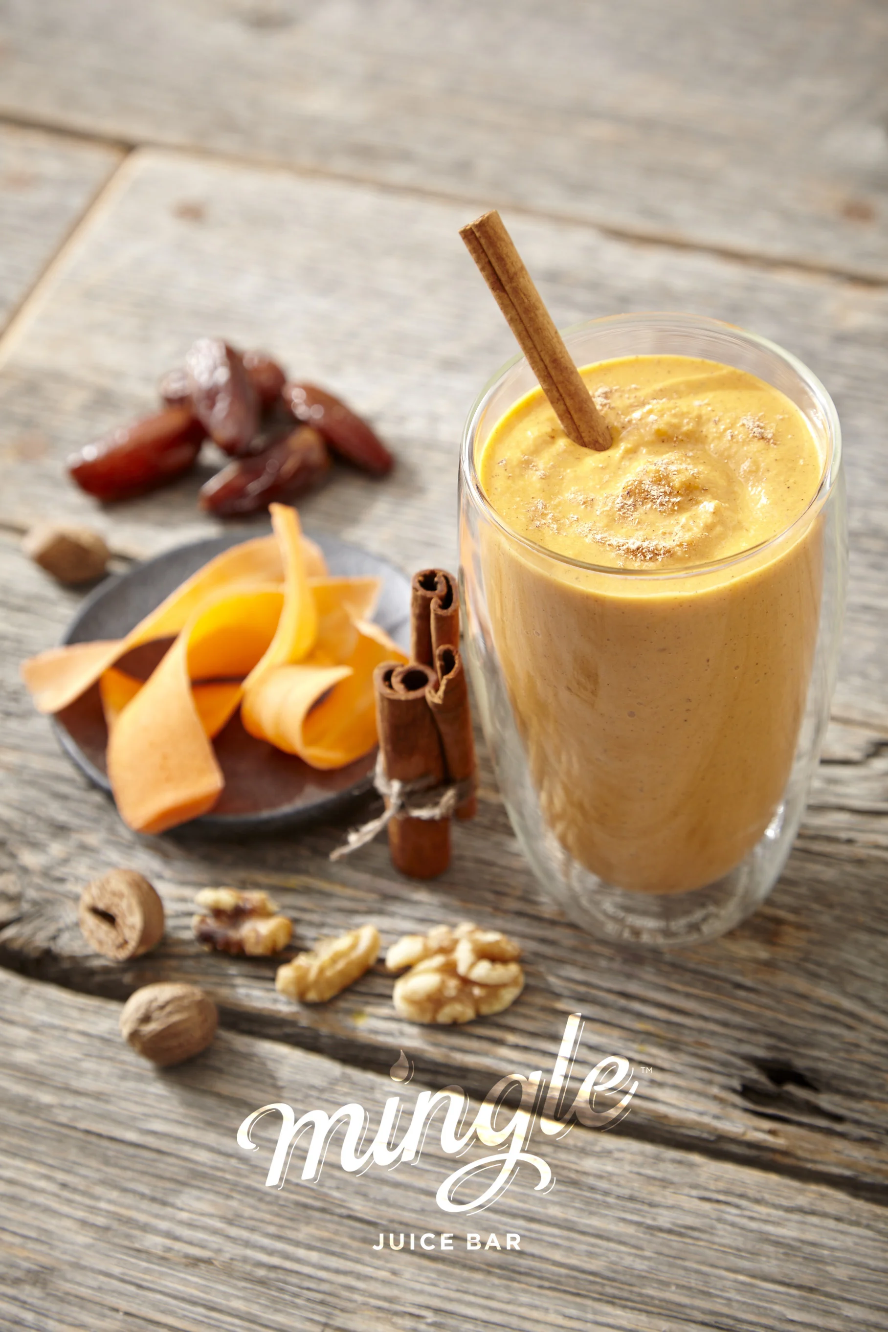 MingleJuiceBar_carrotcakesmoothie.jpg
