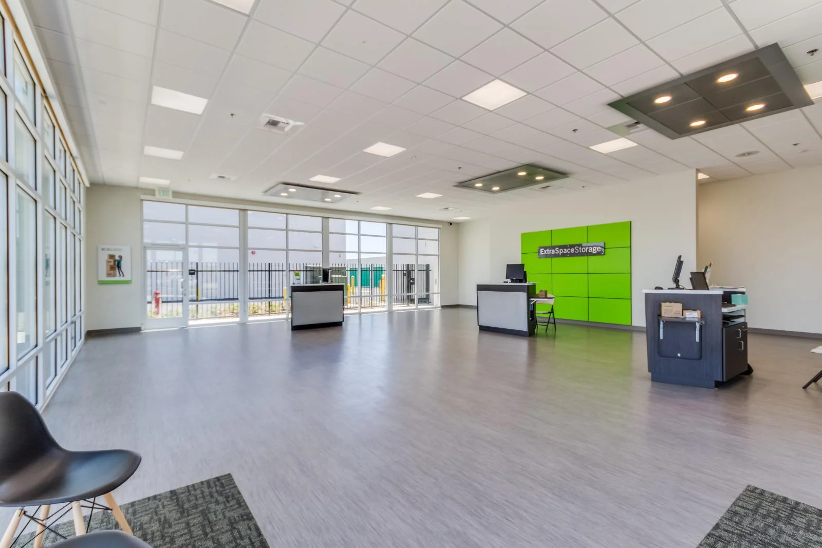 9300_research_drive_MLS_HID1116396_ROOMoffice.jpg