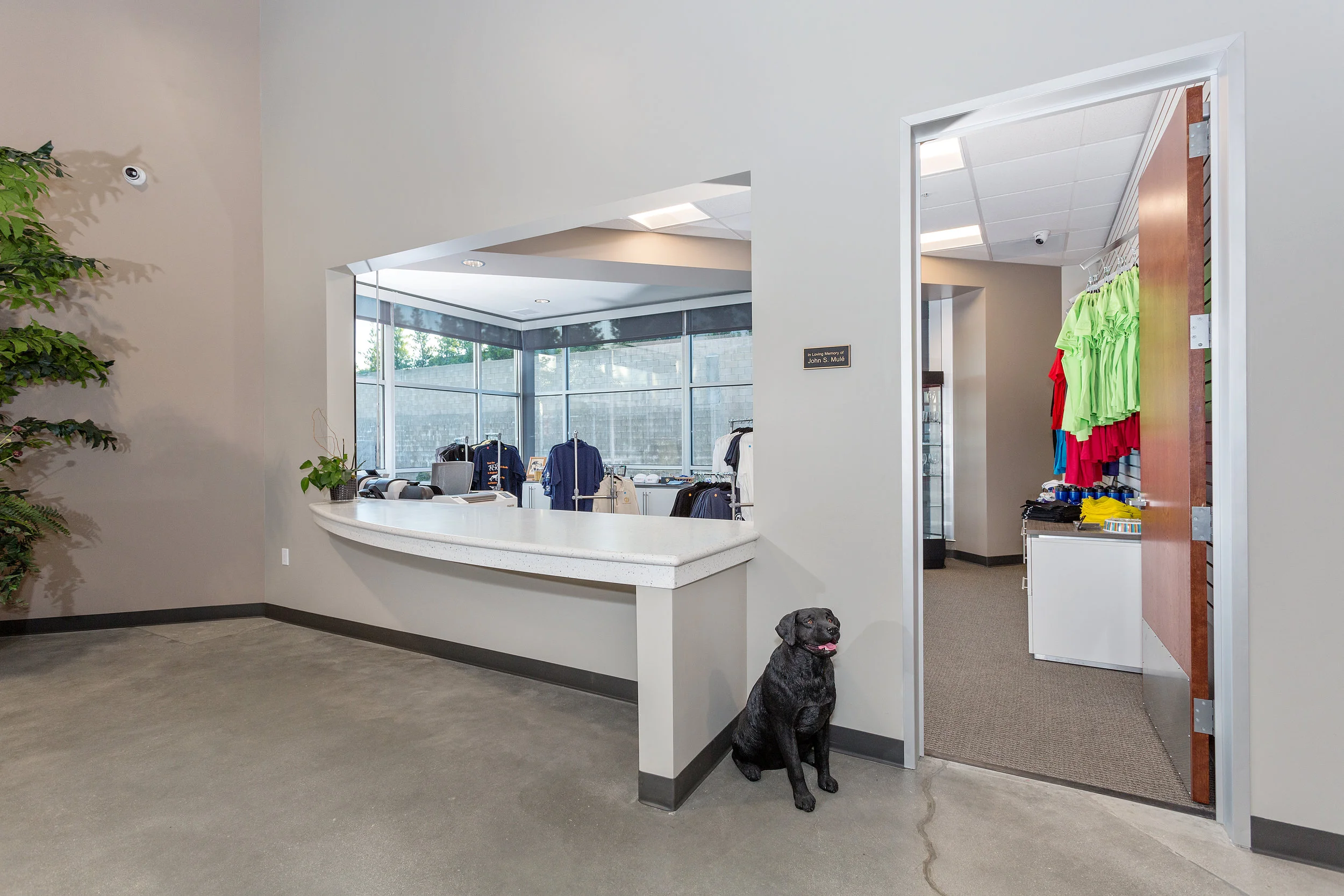 13445_Glenoaks_Blvd_MLS_HID1141917_ROOM25.jpg