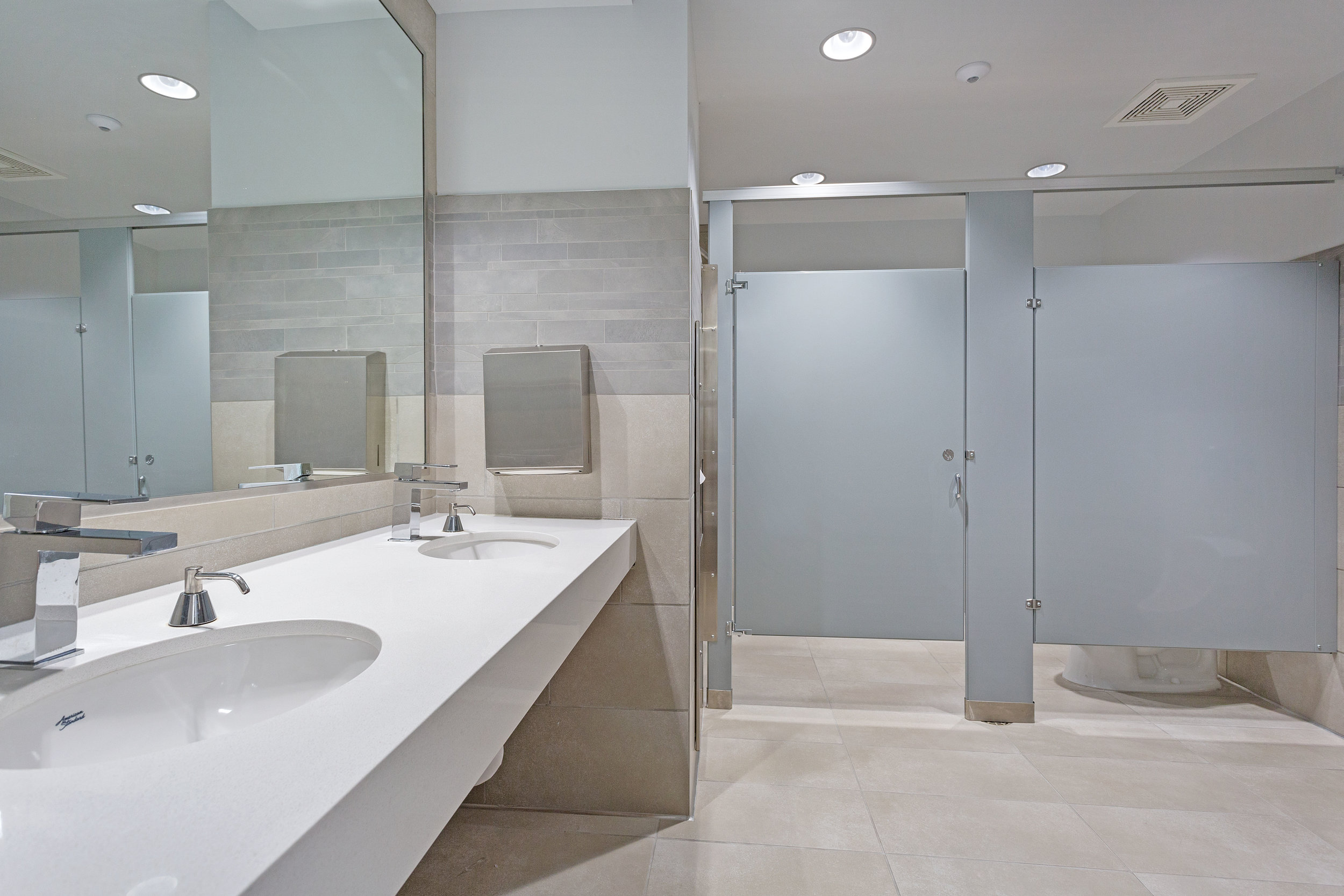 2042_Business_Center_Drive_MLS_HID1144294_ROOM6.jpg