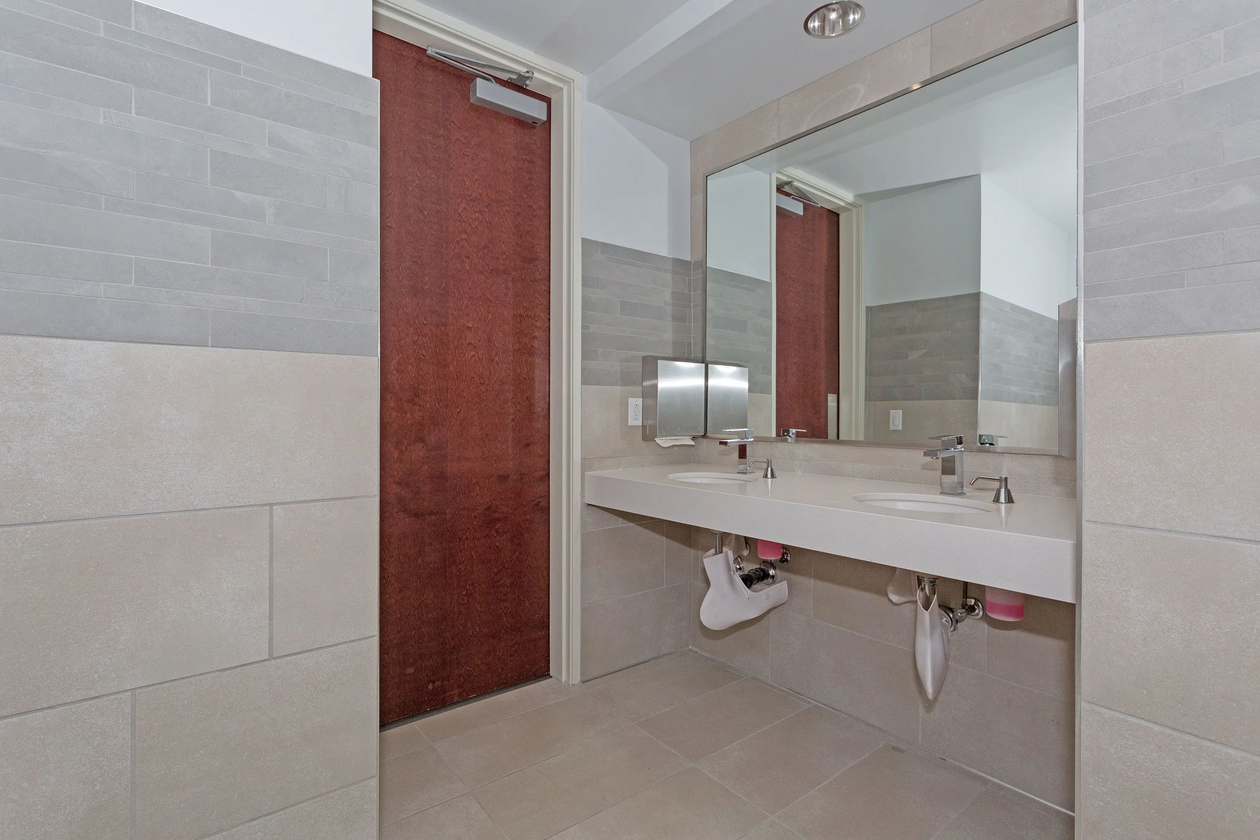 2042_Business_Center_Drive_MLS_HID1144294_ROOM8.jpg